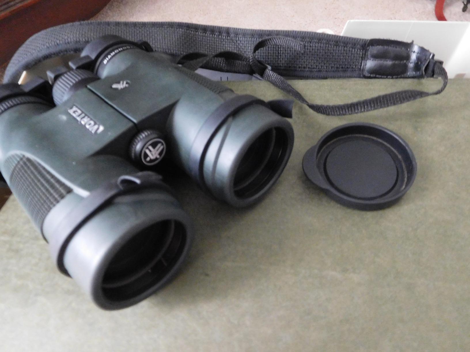 Vortex Optics Diamondback 10x42 Roof Prism Binocular customer photo 2