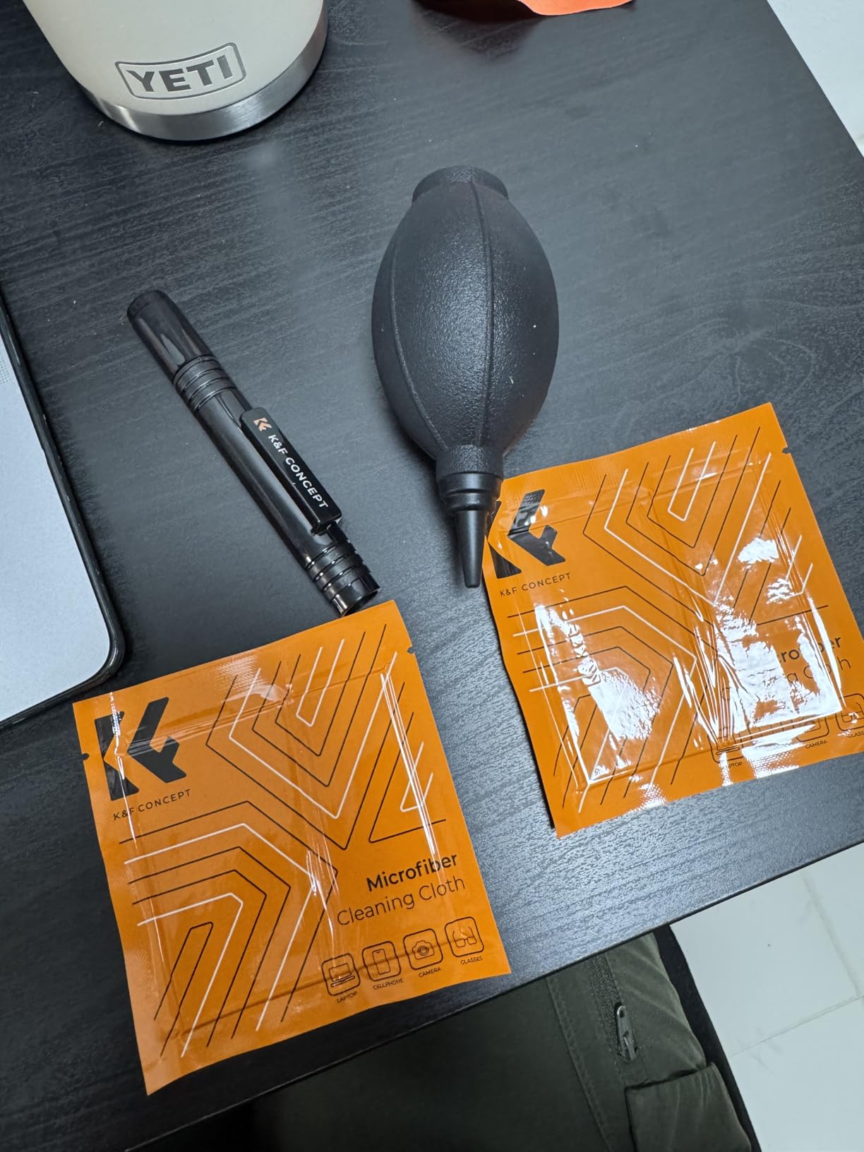 K&F CONCEPT 4 in 1 Camera Lens Cleaning Kit | Strong Blower, Multi Pen, Washable Microfiber Cloth, Precision Dust Removal customer photo 1