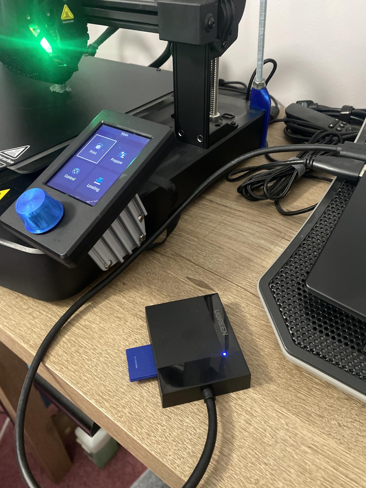 UGREEN SD Card Reader USB 3.0 Card Hub Adapter 5Gbps Read 4 Cards Simultaneously CF, CFI, TF, SDXC, SDHC, SD, MMC, Micro SDXC, Micro SD, Micro SDHC, MS, UHS-I (Black) customer photo 1