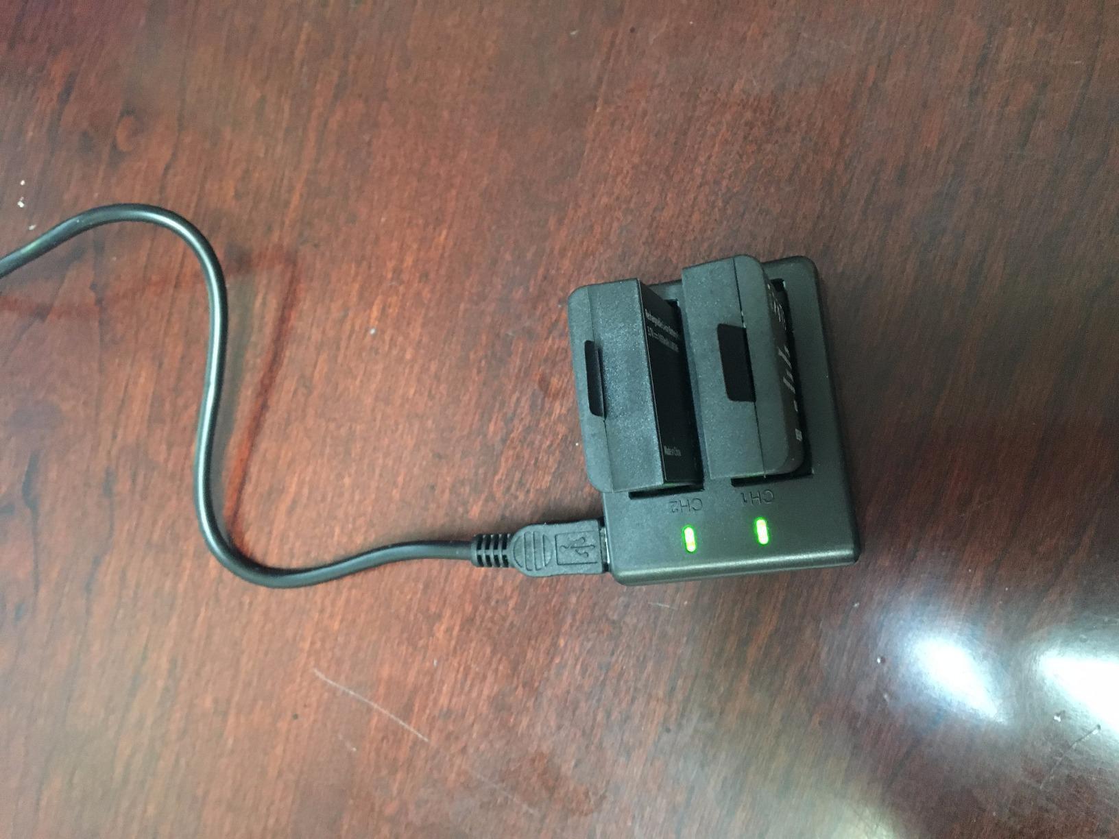 3 x 1050mAh Rechargeable Action Camera Battery with USB Dual Charger Compatible with AKASO EK7000/Brave 4/V50X/Apexcam/VEMONT/Dragon Touch Vision 3/REMALI CaptureCam customer photo 1