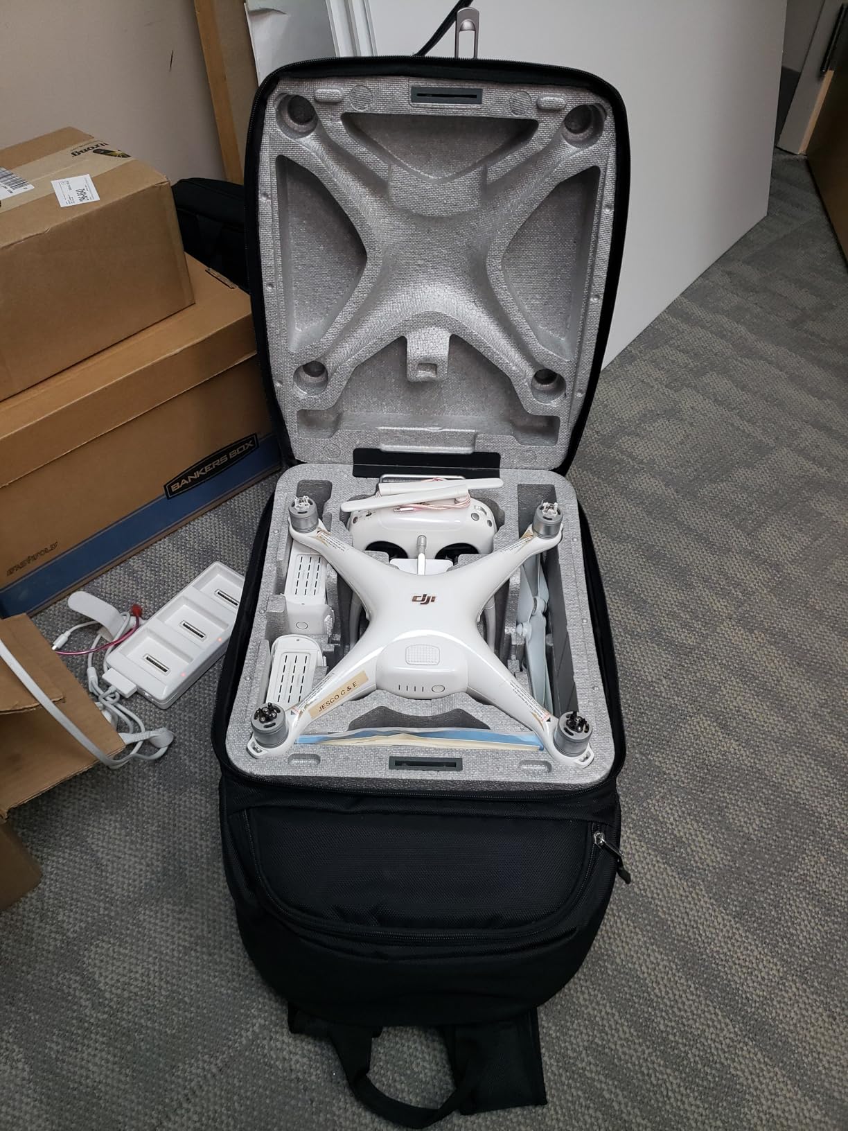 Smatree Hard Shell Backpack Compatible for DJI Phantom 4/4 Pro (Original Styrofoam Case, Phantom 4 Battery, Propellers Not Included) customer photo 1