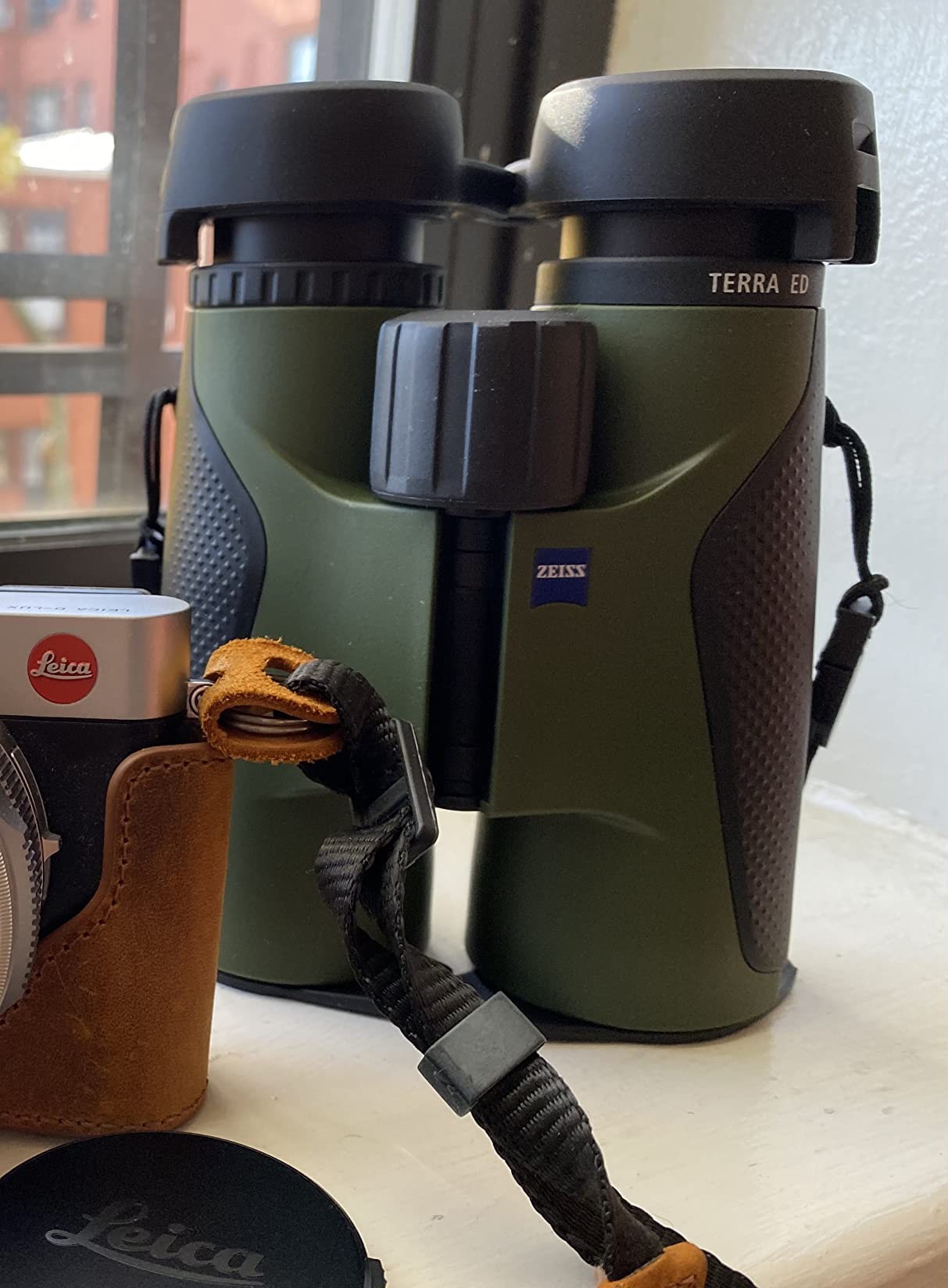 ZEISS Terra ED 10x42 Binoculars customer photo 1
