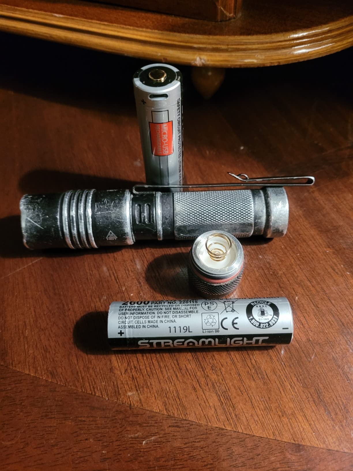 Streamlight 88082 ProTac 2L-X USB 500-Lumen 68000-Candela Tactical LED Flashlight, Ten-TAP Programmable, Clear Retail Packaging, Black customer photo 2