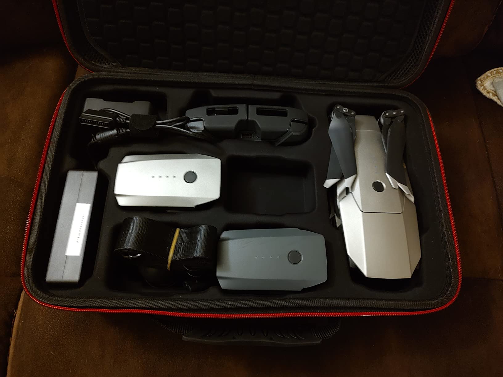 RLSOCO Carrying Case for DJI Mavic 4 Pro Drone Fly More Combo - Fits Full Set of Accessories: Drone Body, DJI RC Pro 2/RC 2 Controller, Batteries x 3, Charging Hub, Propellers and Other Accessories customer photo 2