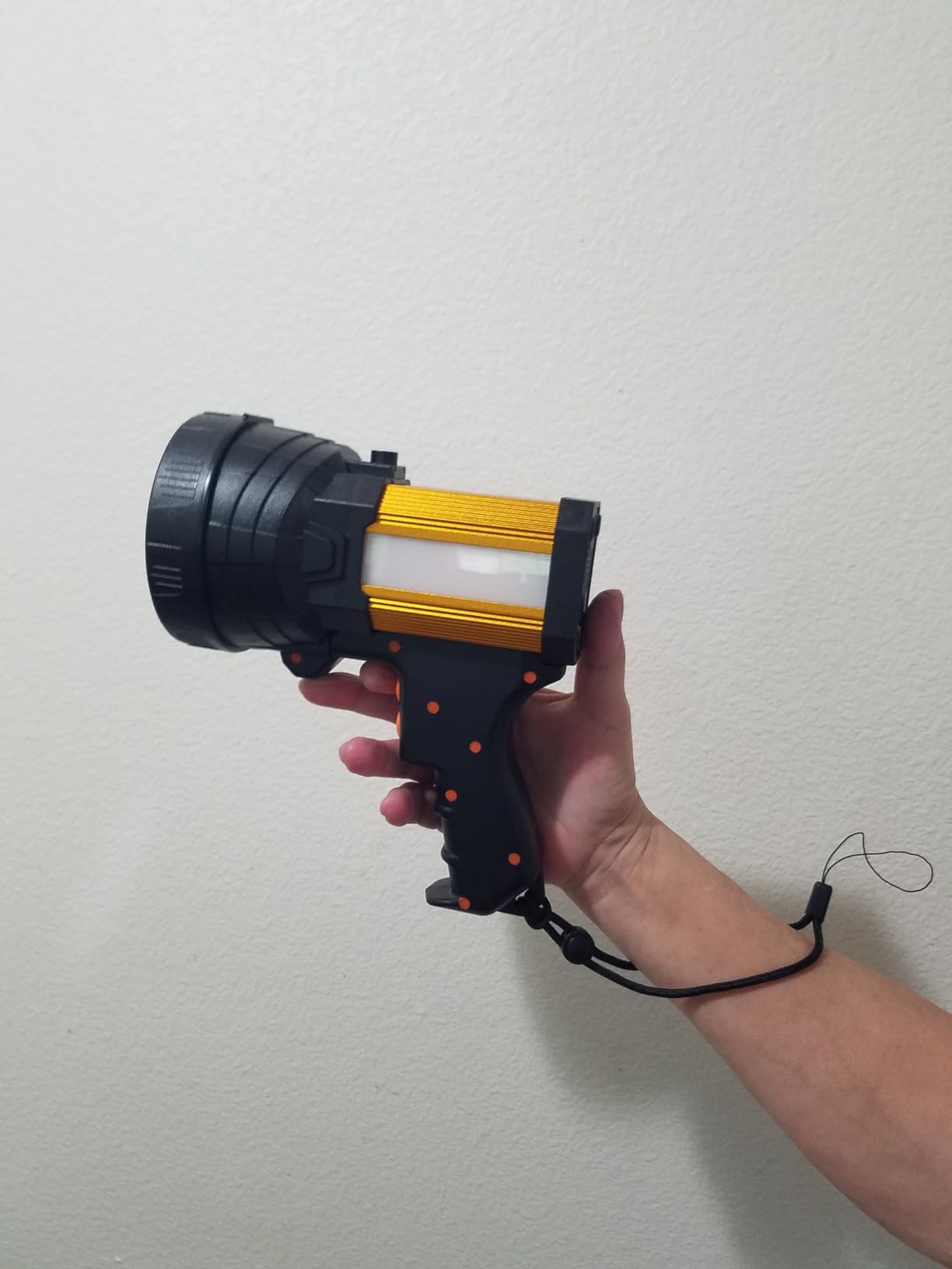 BUYSIGHT Rechargeable Spotlight, 2000000 Lumens Spot Lights Hand held High lumens Large Flashlight Handheld Spotlight Lightweight and Super Bright Flashlight (Aluminium_Alloy Golden) customer photo 1