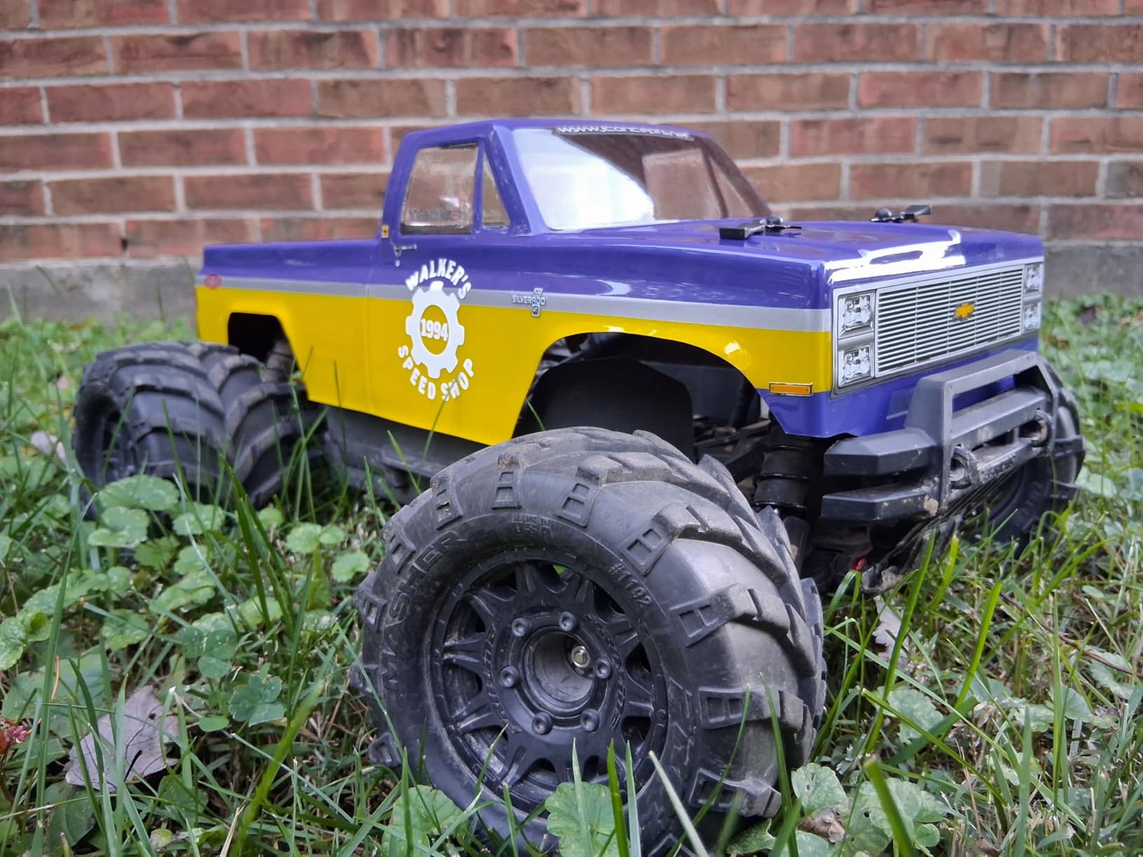 Pro-line Racing Masher 2.8 MTD Raid Black 6x30 F/R PRO119210 RC Tire customer photo 1