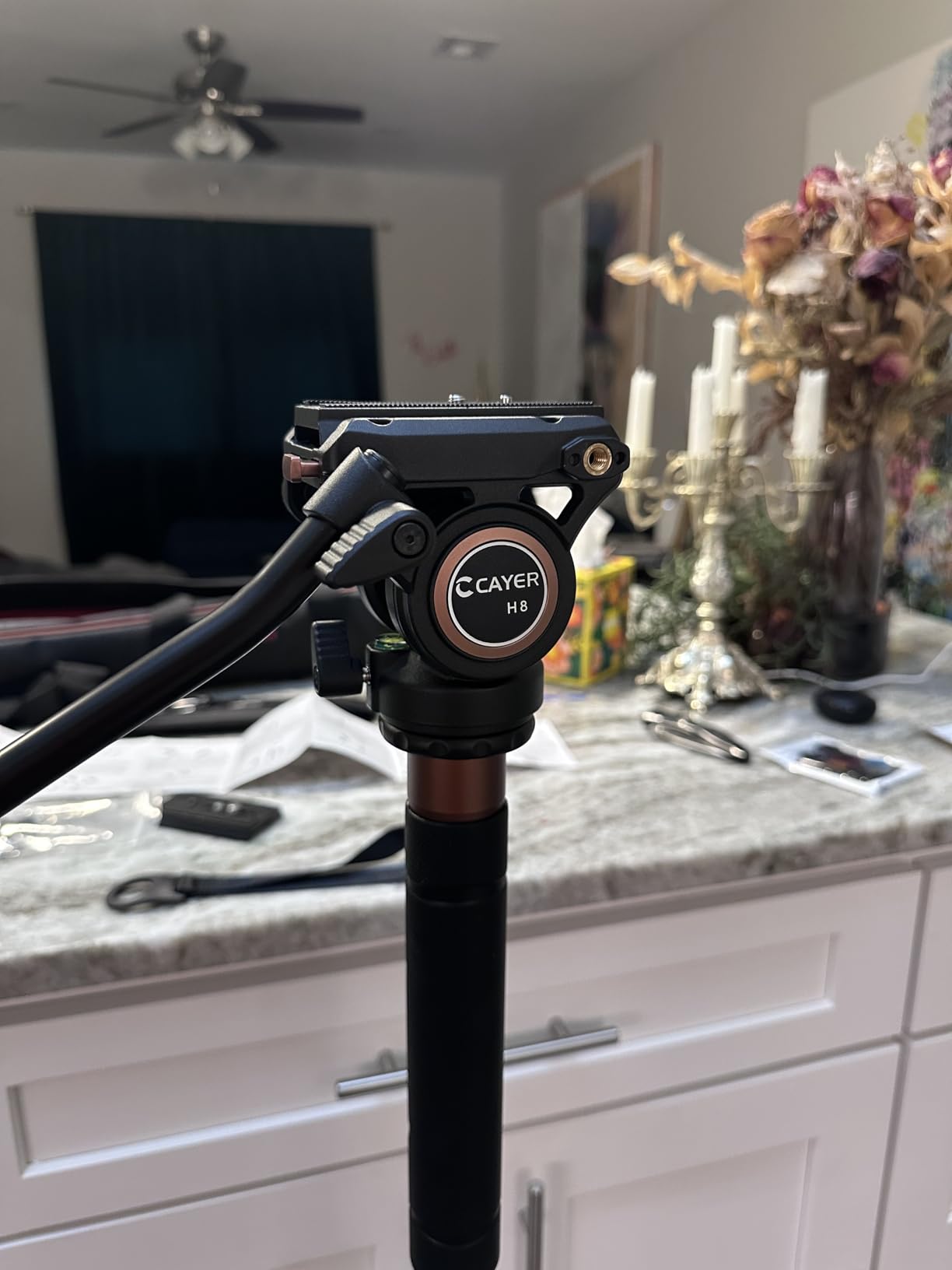 Cayer Monopod Camera Stand, Carbon Fiber Telescopic Monopods Kit with Video Fluid Head and Folding Support Base, 1 Extra Sliding Plate, for DSLR Video Cameras & Camcorders, CF34, 72 Inch customer photo 1