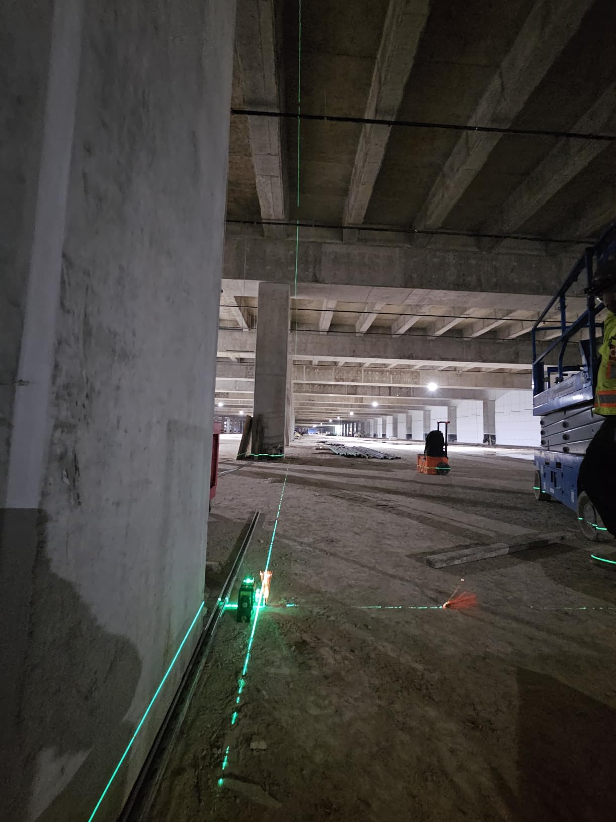 HUEPAR Laser Level 360 Self Leveling, 3x360° Best Green Line Laser Leveler customer photo 1