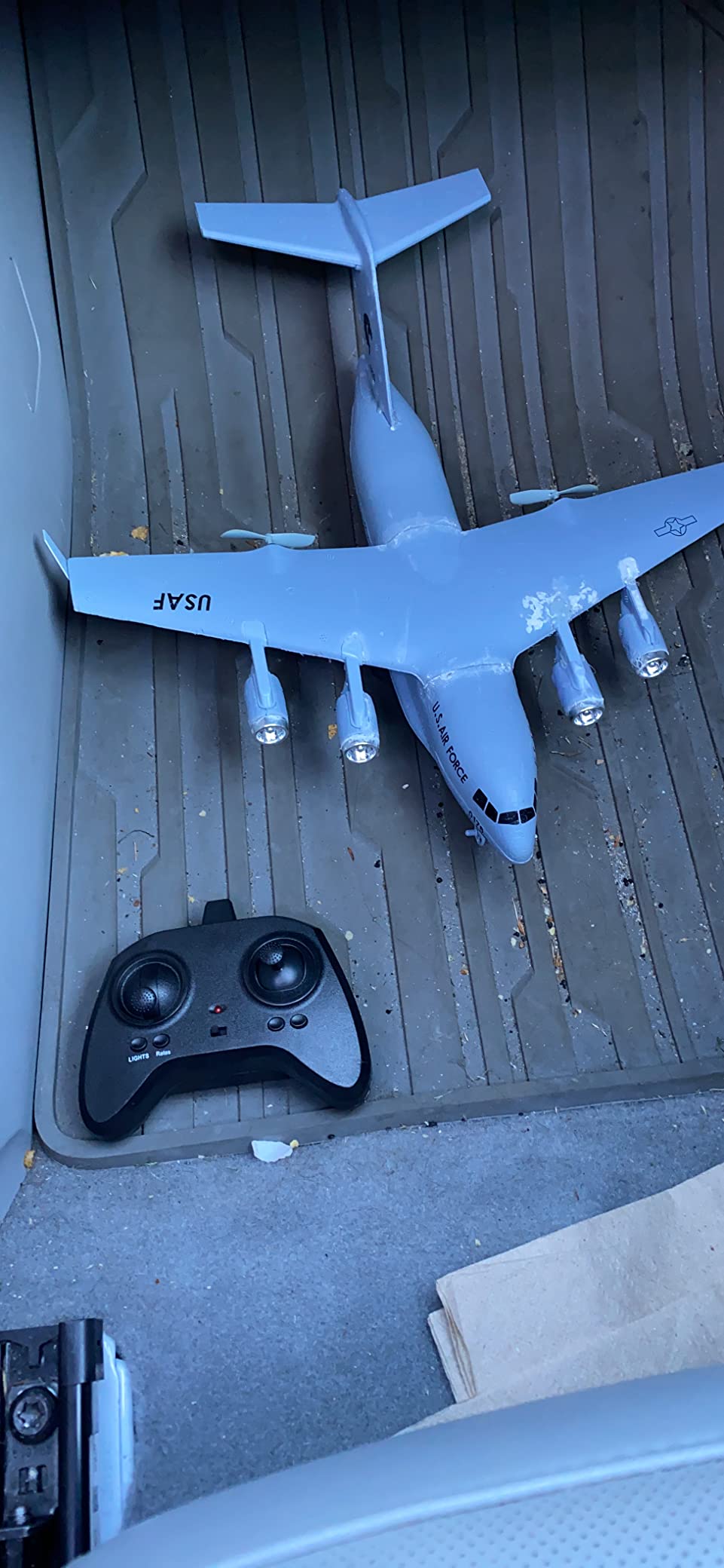 GoolRC C-17 RC Airplane, 2.4GHz 2CH Remote Control Airplane, Military Transport Aircraft with 373mm Wingspan, EPP Foam Fixed-Wing RC Plane, Easy to Fly for Beginners and Adults customer photo 1