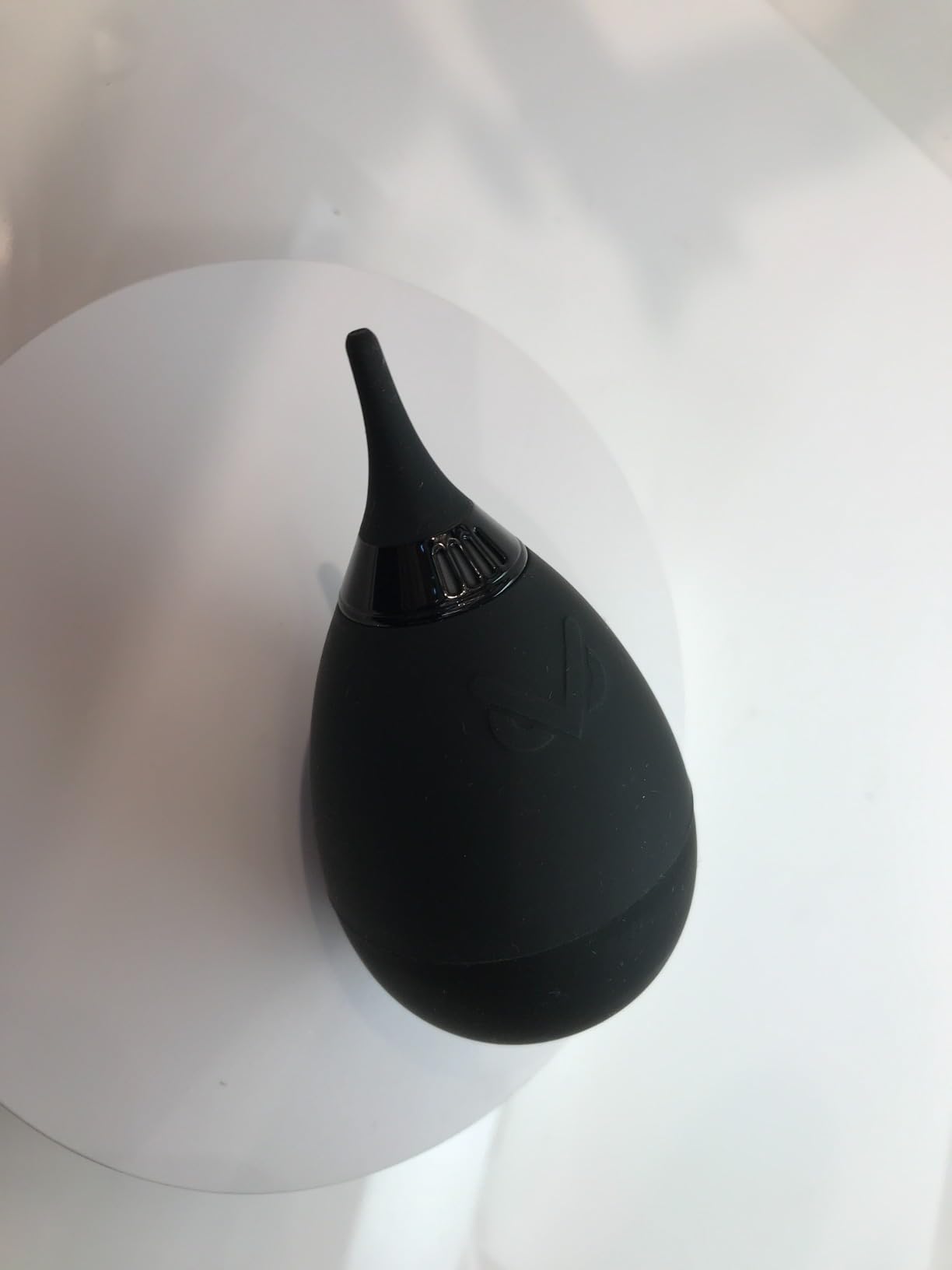 VSGO Camera Air Blower for Lens and Sensor Cleaning, One-Way Air Valve, Tumbler Base, Soft Silicone Body customer photo 2