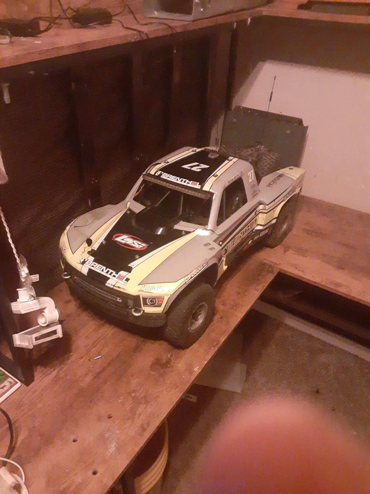 Losi RC Truck 1/6 Super Baja Rey 2.0 4 Wheel Drive Brushless Desert Truck RTR (Battery and Charger Not Included) Brenthel LOS05021T1 customer photo 1
