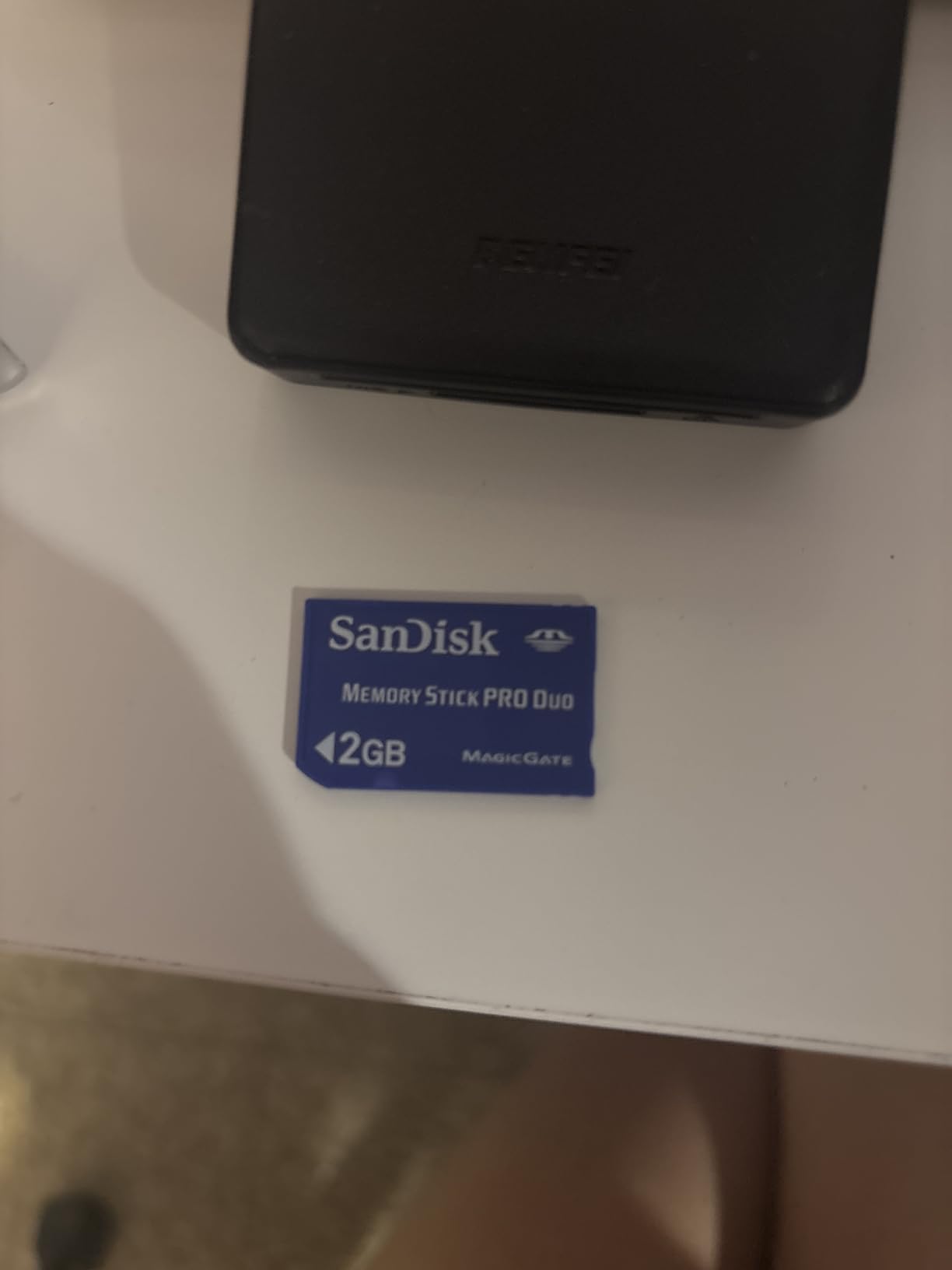 Memory Card Reader, BENFEI 4in1 USB 3.0 and USB-C to SD Micro SD MS CF Card Reader Adapter, 4 Cards Simultaneously Read and Write, Compatible with iPhone 15 Series, MacBook Pro/Air 2023, and More customer photo 2