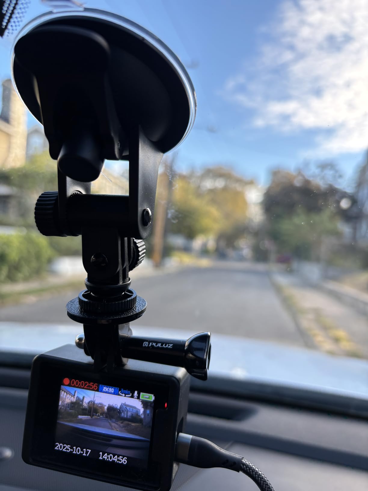 PULUZ Suction Cup Mount for Gopro Car Mount, Adjustable Vehicle Window & Windshield Mount Holder, Compatible with GoPro Hero 12 11 10 9 8 7/Insta360 X3 x2/DJI OSMO Action Camera Mount customer photo 1