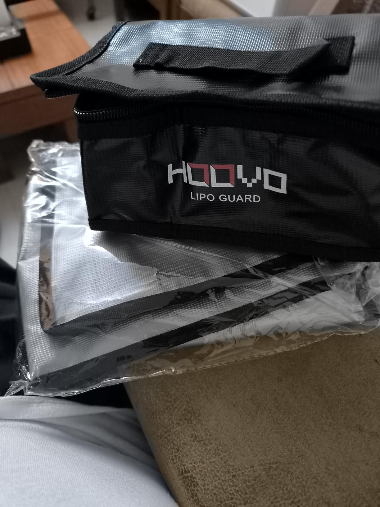 HOOVO Lipo Bag Fireproof Explosionproof Lipo Battery Safe Bag LiPo Guard Safe Bag for Lipo Battery Storage and Charging with Double Zipper customer photo 2