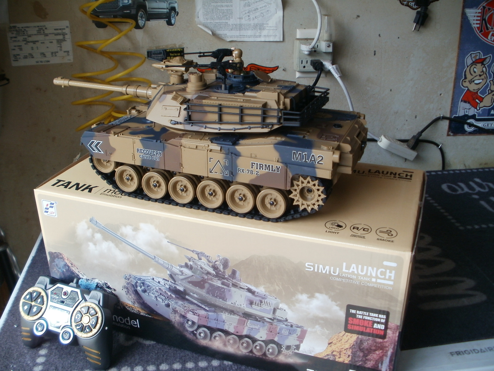 fisca 1:18 Remote Control M1A2 RC Tank with 2.4Ghz, 15 Channel, Smoking - Abrams Main Battle Tank that Military Toy for Kids and Adults customer photo 2