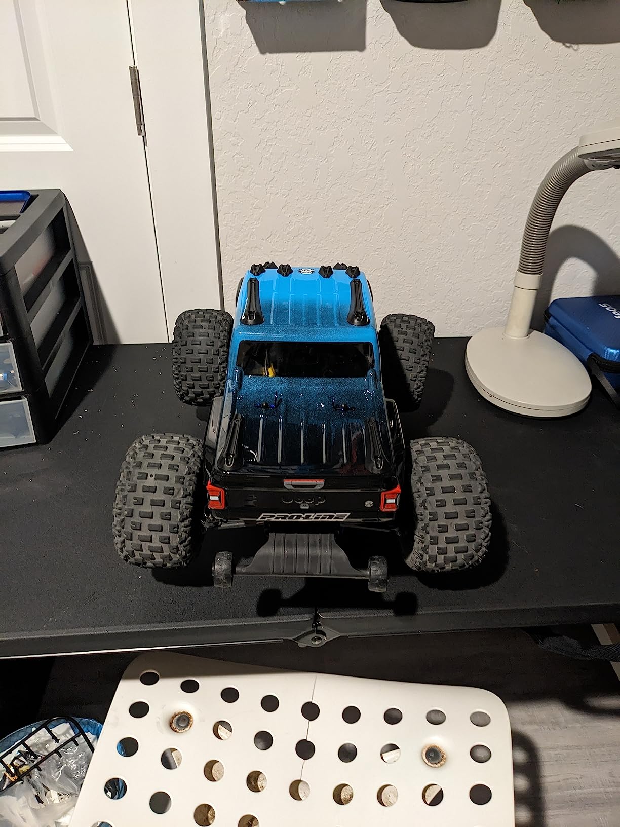 Pro-Line Racing 1/10 Jeep Gladiator Rubicon Clear Body Granite PRO357500 Car/Truck Bodies Wings & Decals customer photo 2