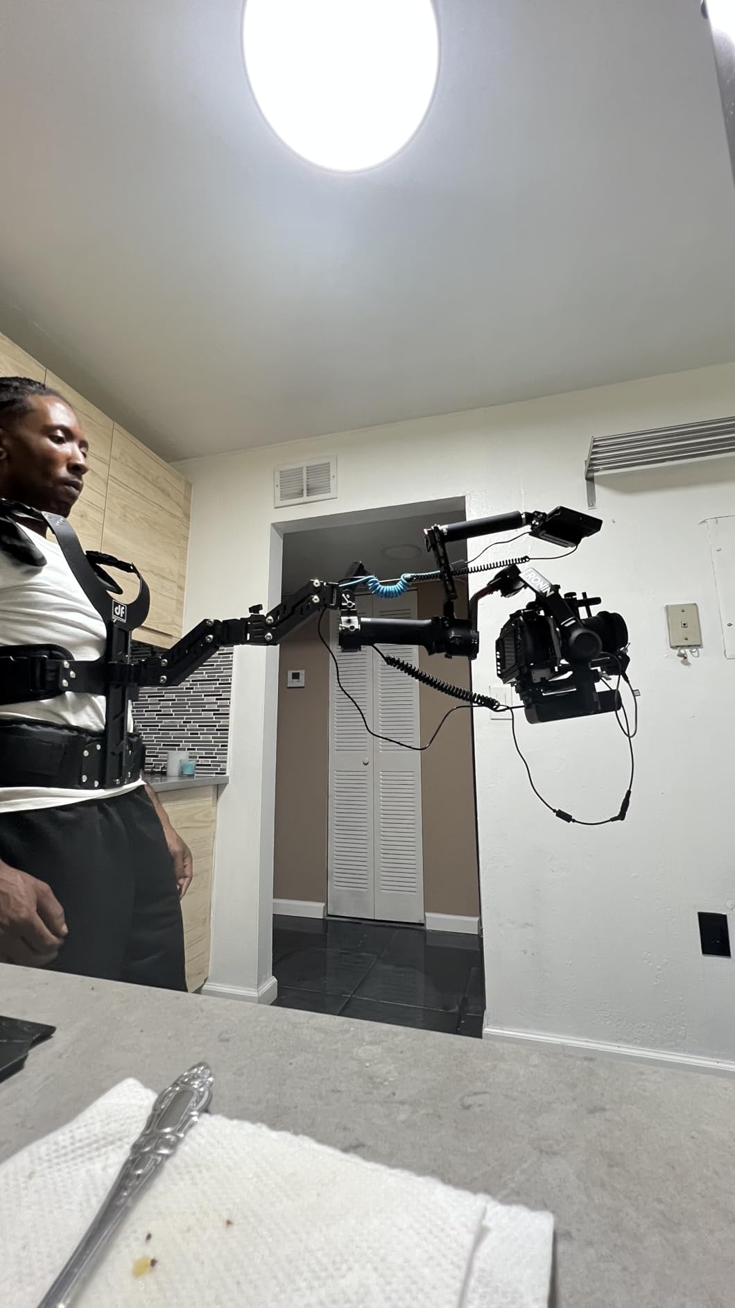 DF DIGITALFOTO Thanos-SE Support Vest Rig System for Filmmakers, Gimbal SteadyCam Axis Compatible with DJI RS4/RS 4 Pro/RS 3 PRO Mini, ZHIYUN Crane 3S, Payload 4.4-17.6 lbs customer photo 2