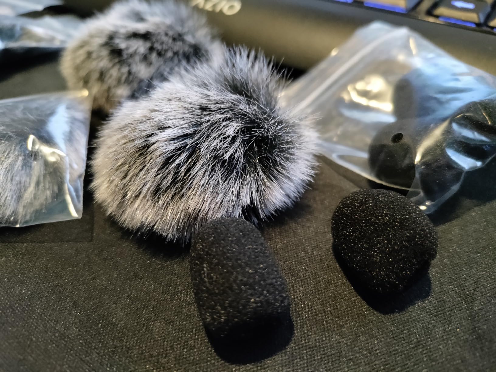 Furry Windscreen & Foam Cover Set for Lavalier Lapel Microphone, Muff Windshield Windjammer Deadcat, 5-Pack of Each customer photo 1