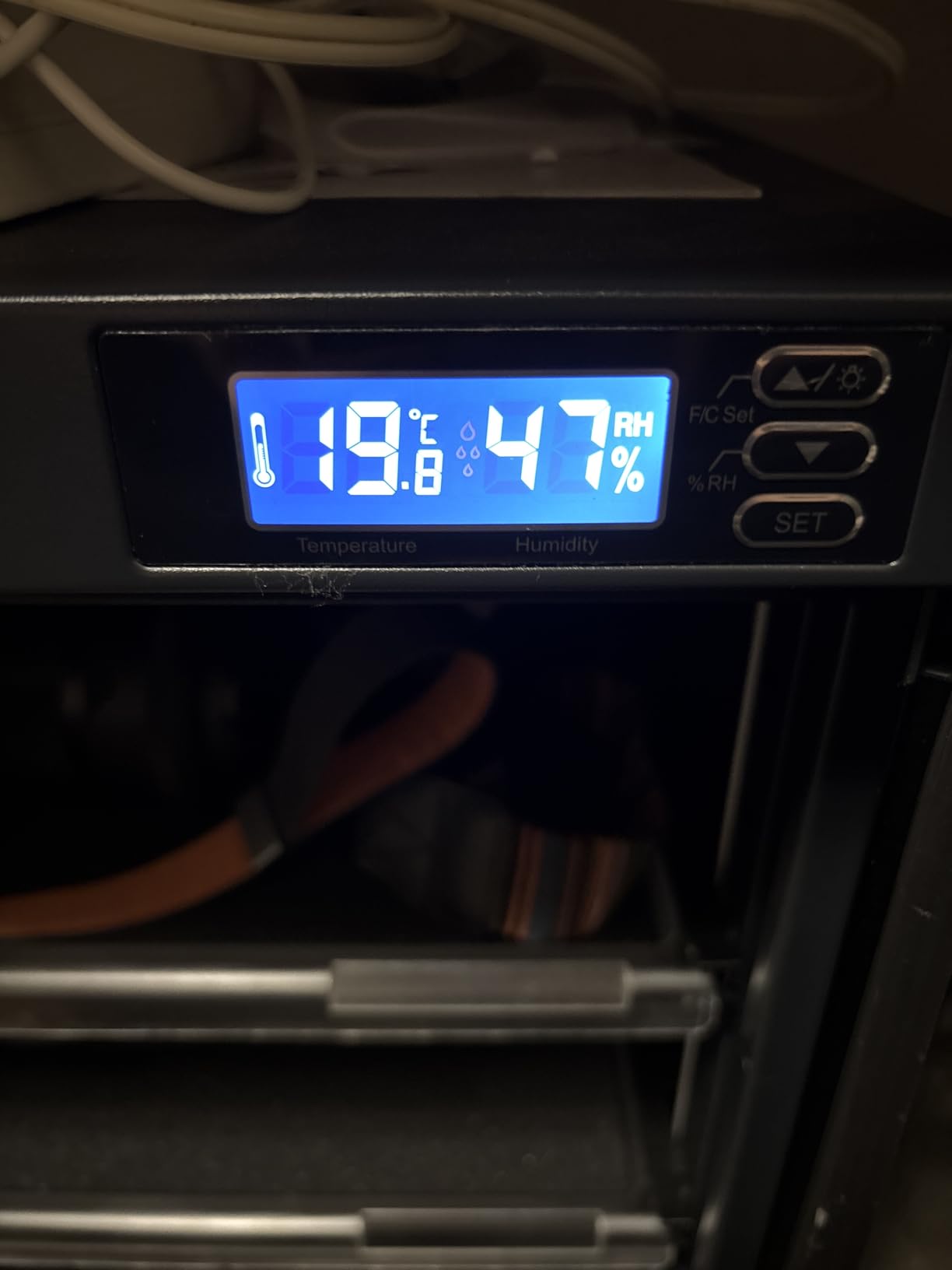 80L Dehumidifying Dry Cabinet Box, Digital Control Noiseless and Energy Saving, 4 Layers for DSLR SLR Camera Lens and Electronic Equipment Storage, Temperature Humidity LED Dual Screen customer photo 2