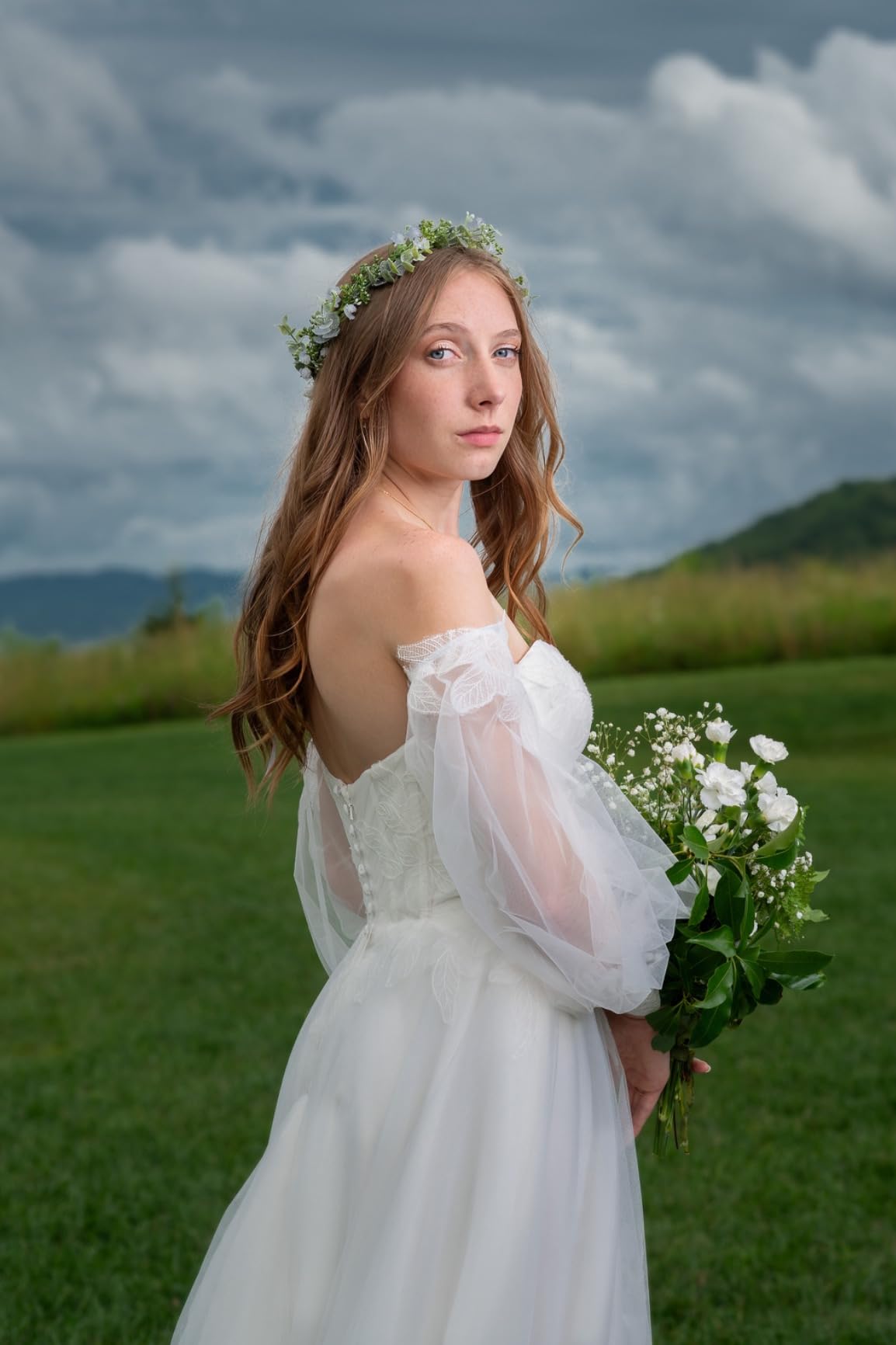 NEEWER Q4 400Ws 2.4G TTL Outdoor Studio Flash Strobe (New Look) Compatible with Godox, 1/8000 HSS 2800mAh Photography Monolight 30W Modeling Lamp/400 Full Power Flash/0.01-1.2s Recycle/Bowens Mount customer photo 1