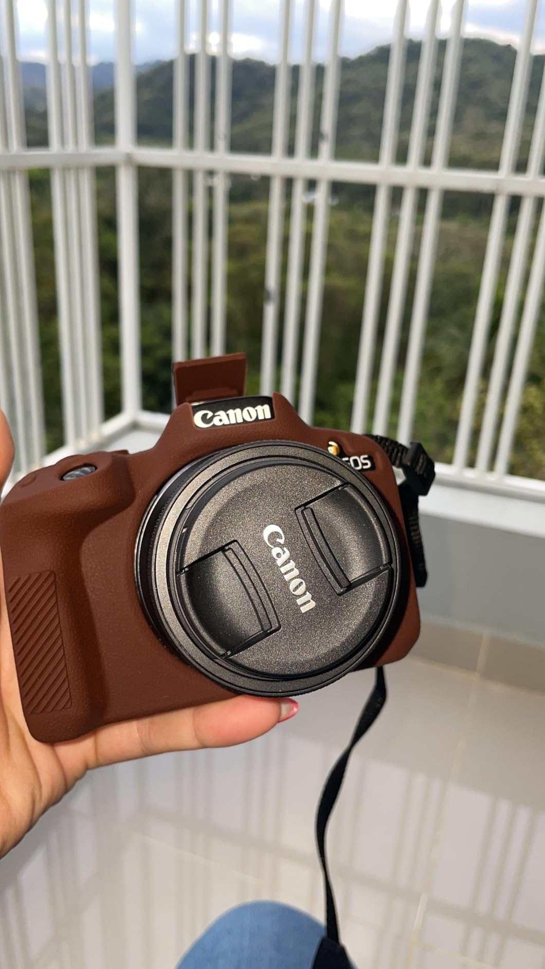 Canon EOS R50 Mirrorless Camera with RF-S 18-45mm Lens Kit, 24.2MP APS-C Sensor, 4K Video, Vlogging customer photo 2