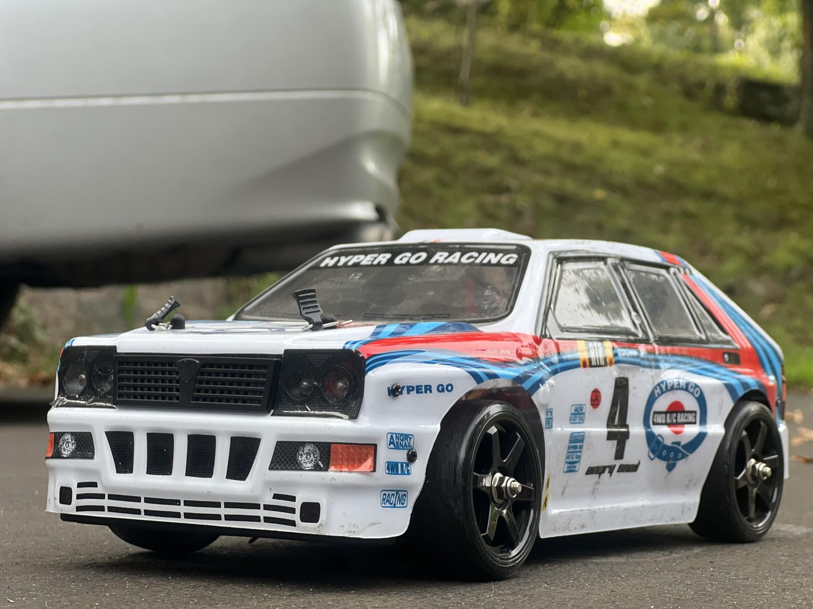MJX Hyper Go 14302 1/14 4x4 Brushless RC Drift Car customer photo 2