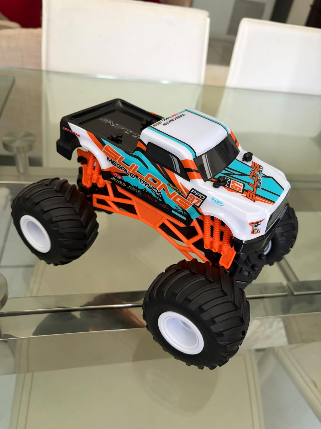 Remote Control Car, 1:16 Scale RC Monster Truck for Boys, 2.4 GHz All Terrain RC Cars for Boys Girls 4-7 8-12, 20 Km/h Off Road RC Truck, Christmas Birthday Gift for Kids and Adult, Orange customer photo 2