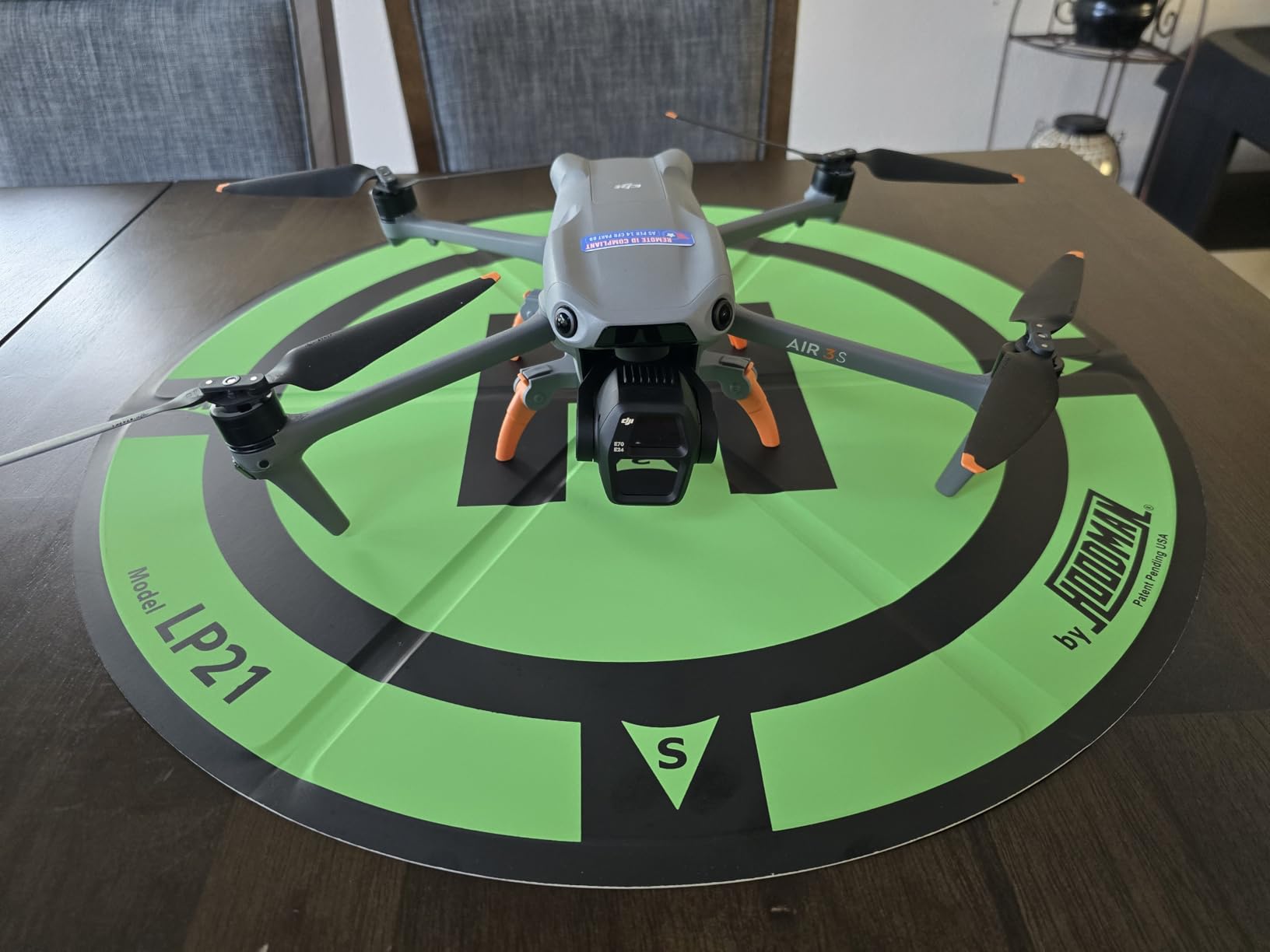 Weighted Trifold UAV Drone Landing Pad LP21 fits Mini 4 Pro, mini 3 pro, mavic and spark. Durable, No Stakes Required, collapses to one sixth of deployed size customer photo 2