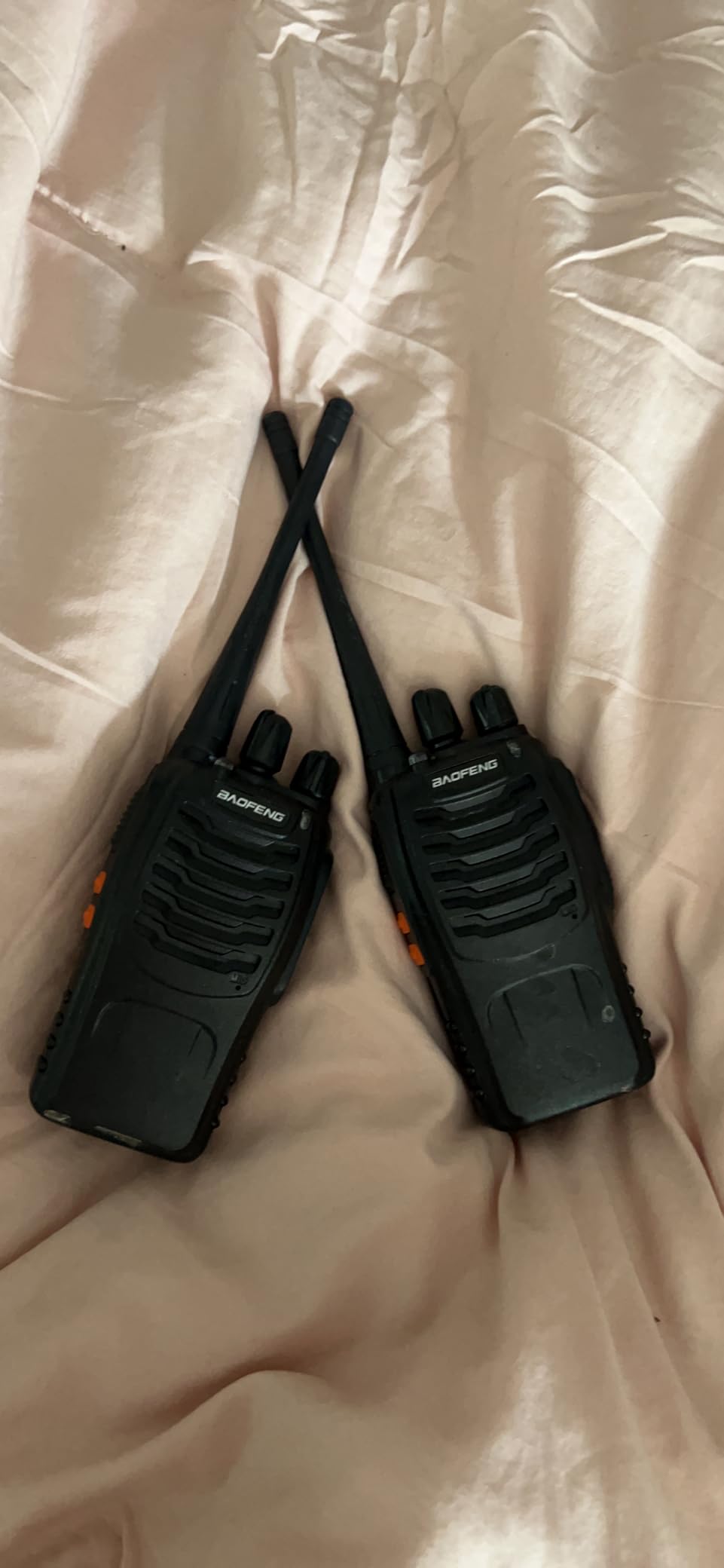 BAOFENG Walkie Talkies 888S Rechargeable Long Range with Earpieces for Adults, 16 Channel Professional Radio Handheld Two Way Radios Li-ion Battery and Charger Included customer photo 1