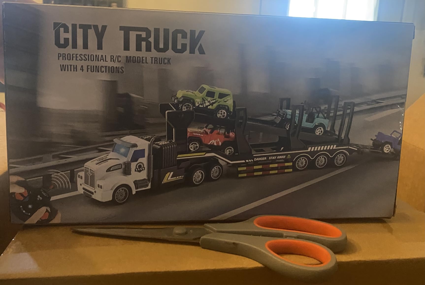 Remote Control Semi Truck Toy for Kids - 14