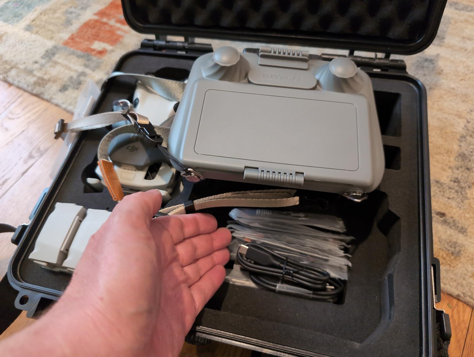 Lekufee Waterproof Hard Carrying Case for DJI Mini 4 Pro/4/3 Pro/Mini 3,Fly More Combo,DJI RC 2/RC,RC N3/2/1 Remote Controller and Accessories(Case Only) customer photo 2