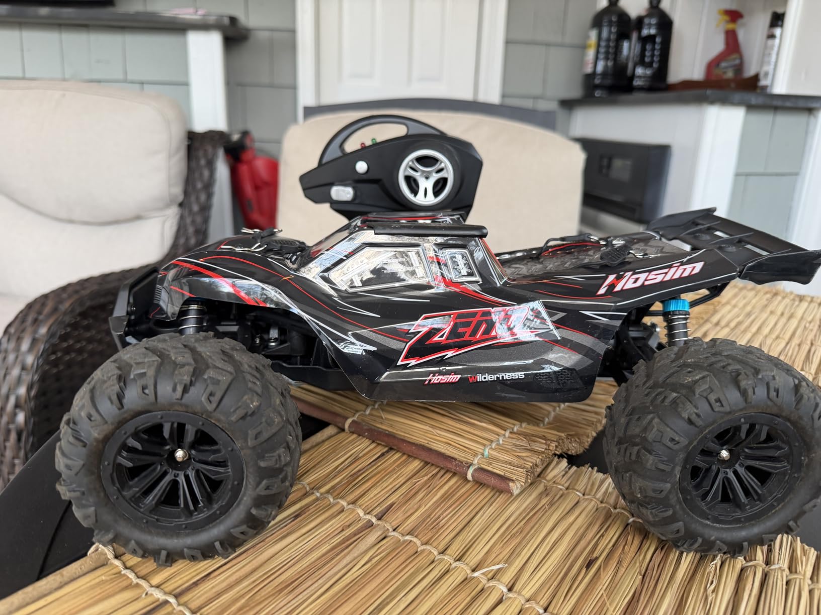 Hosim 1/10 RC Car for Adults & Boys 48+KMH, Electric Remote Control Car High Speed Large RC Truck 4X4 Off-Road All Terrains Waterproof Monster Trucks, Hobby RC Cars Toys Gifts for Boys 8-12 customer photo 1