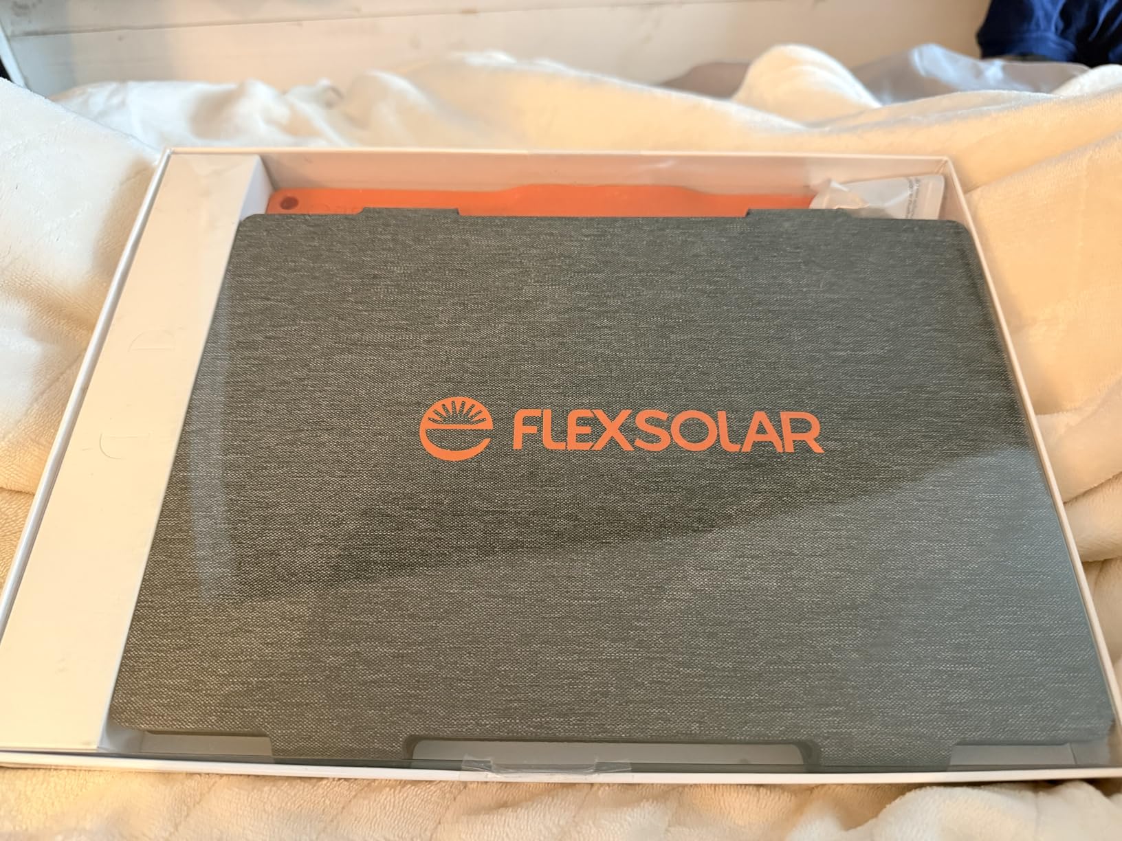 FlexSolar 60W Portable Solar Panels Chargers with PD3.0 USB-C,QC3.0 USB-A and DC Outputs Foldable IP67 Waterproof Power Emergency Camping for Small Power Station Generator,Phones, Power Banks, Tablets customer photo 2