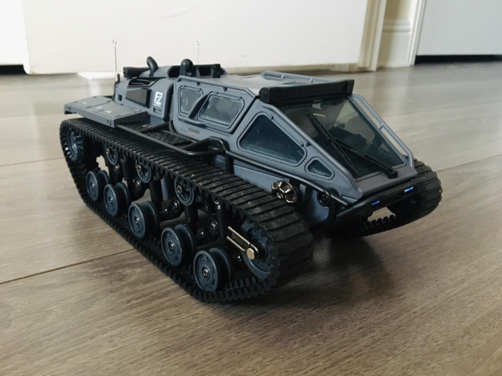 Mostop RC Tank Car, 1:16 Scale 2.4Ghz Remote Control Crawler High Speed Tank, Off-Road RC Tracked Vehicles 360°Rotating Drifting Car with 2 Batteries, Military Truck for Kids Adults customer photo 2