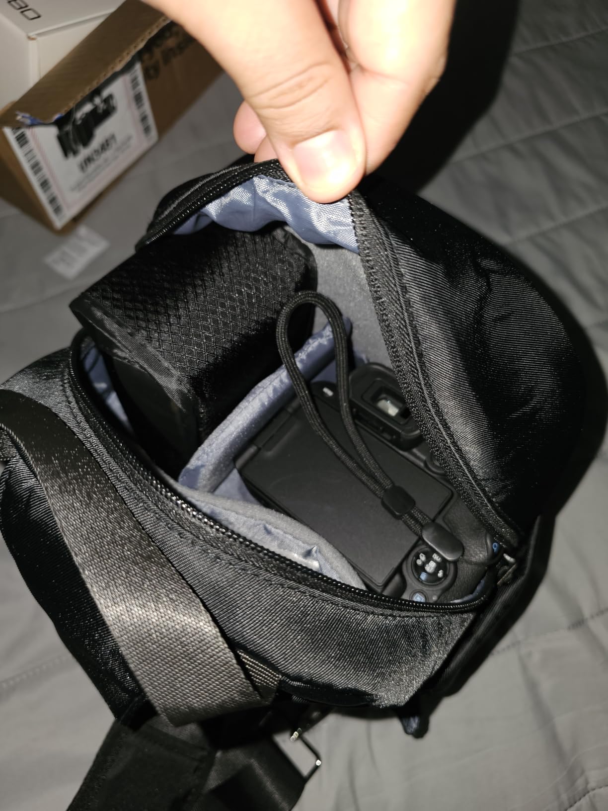 K&F CONCEPT Small Camera Bag for Photographer, Camera Sling Crossbody bag for DSLR/SLR/Mirrorless Camera, Compact Camera Case for Men and Women customer photo 1