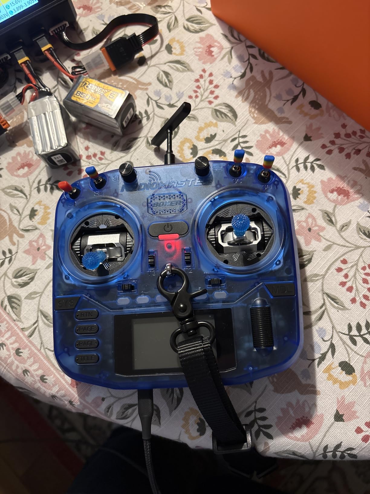 RadioMaster Boxer Crush EdgeTX 2.4G 16CH Remote Controller ELRS with AG01 Hall Gimbals (Glacier Blue) customer photo 1