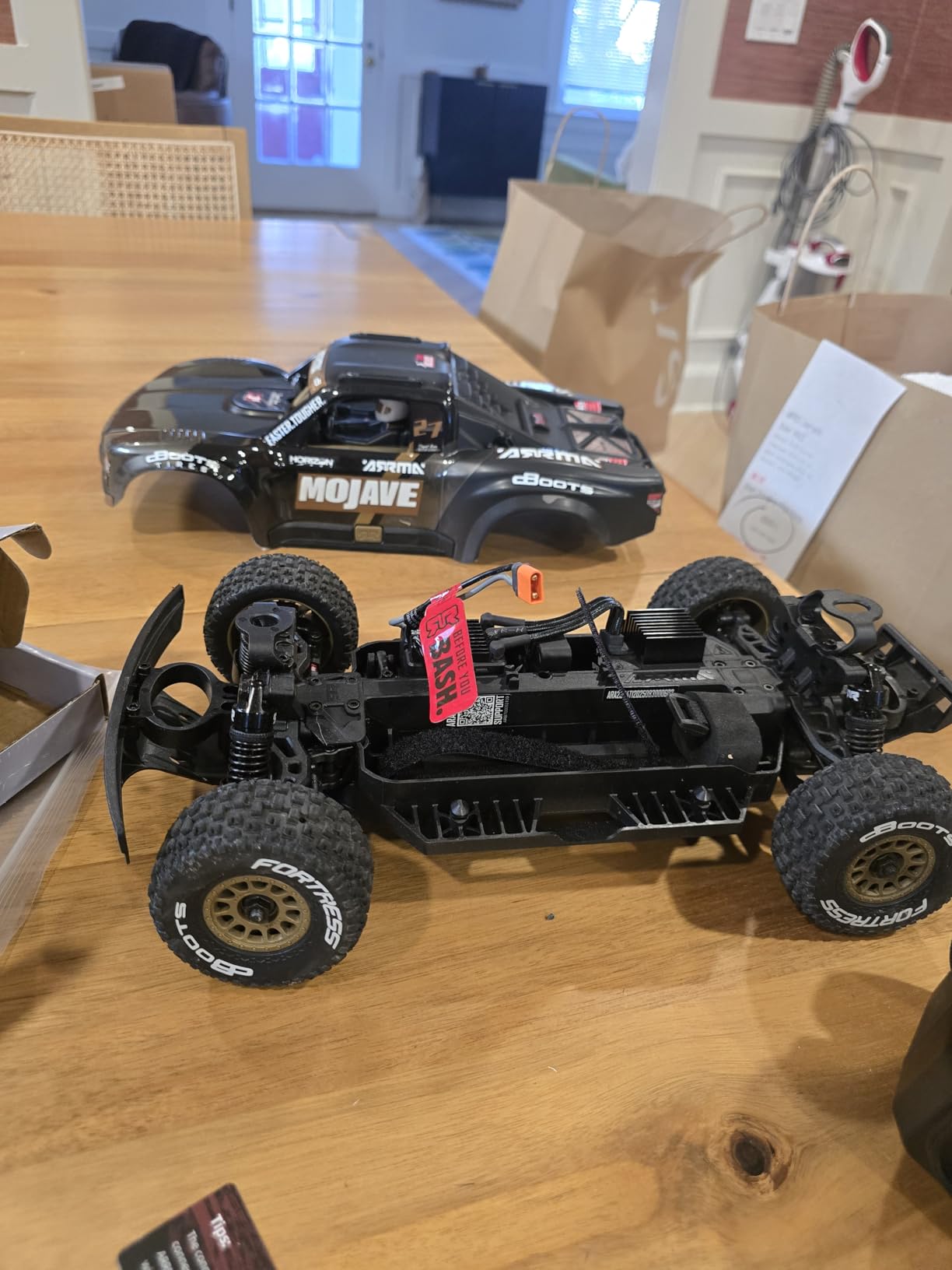 ARRMA Mojave GROM 4X4 223S BLX Brushless Desert Truck RTR, Black, ARA2304T1, Small Scale customer photo 2
