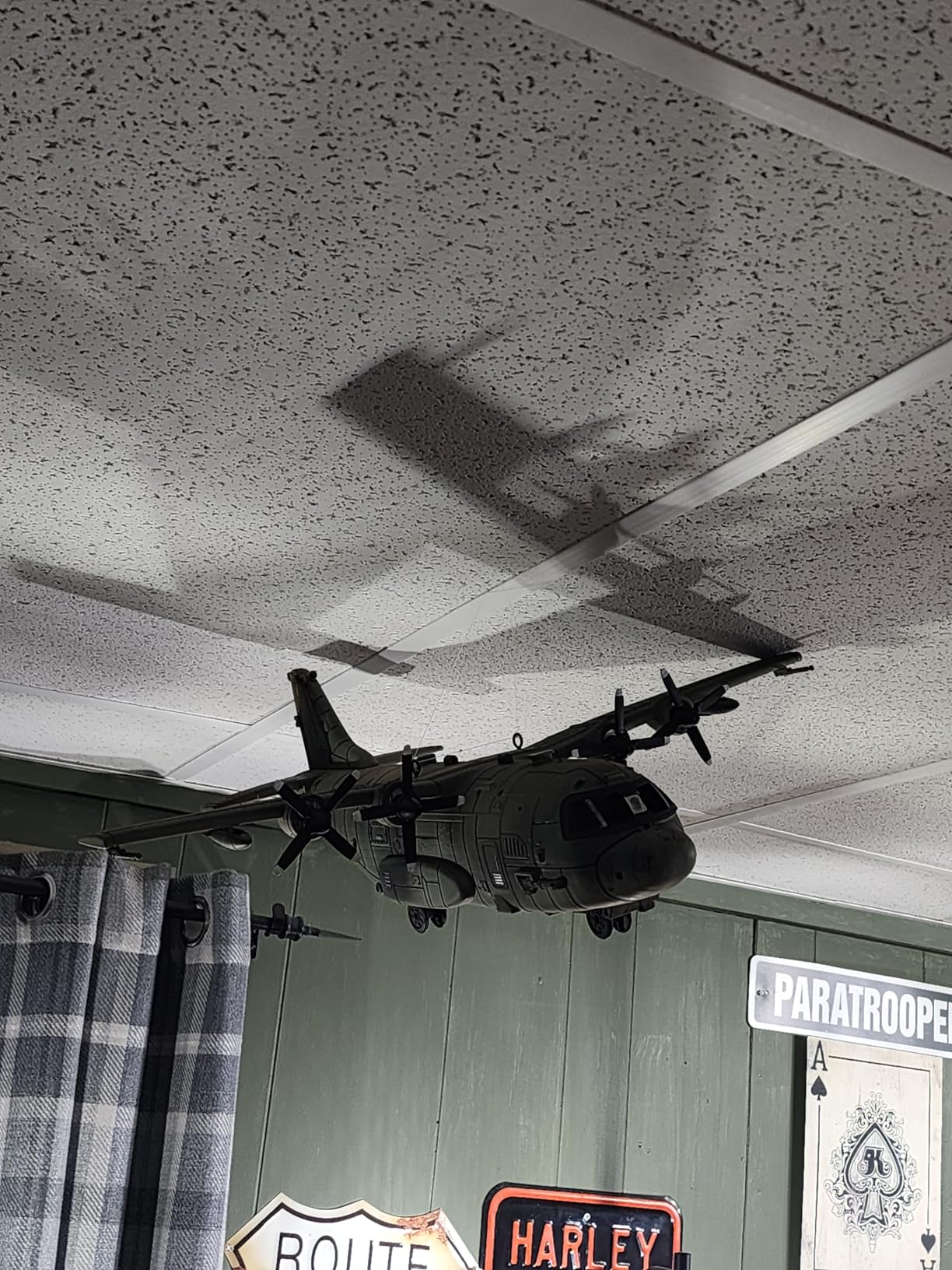 Large 21-Inch Military Cargo Plane C130 Bomber | Combat Air Force, Working Doors, 20 Bombs, 12 Military Army Vehicles customer photo 1