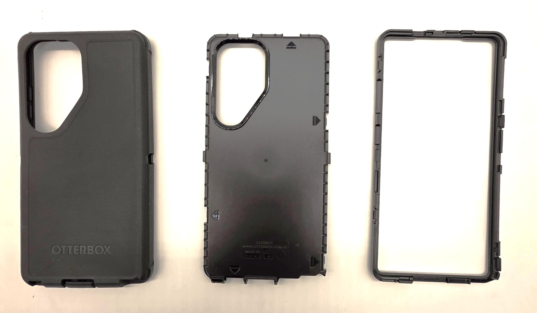 OtterBox Samsung Galaxy S25 Ultra Defender Series Case - Black | Tough, Rugged & Durable Samsung Galaxy Case, Multi-Layer, Impact Absorbing Phone Case for Samsung customer photo 2
