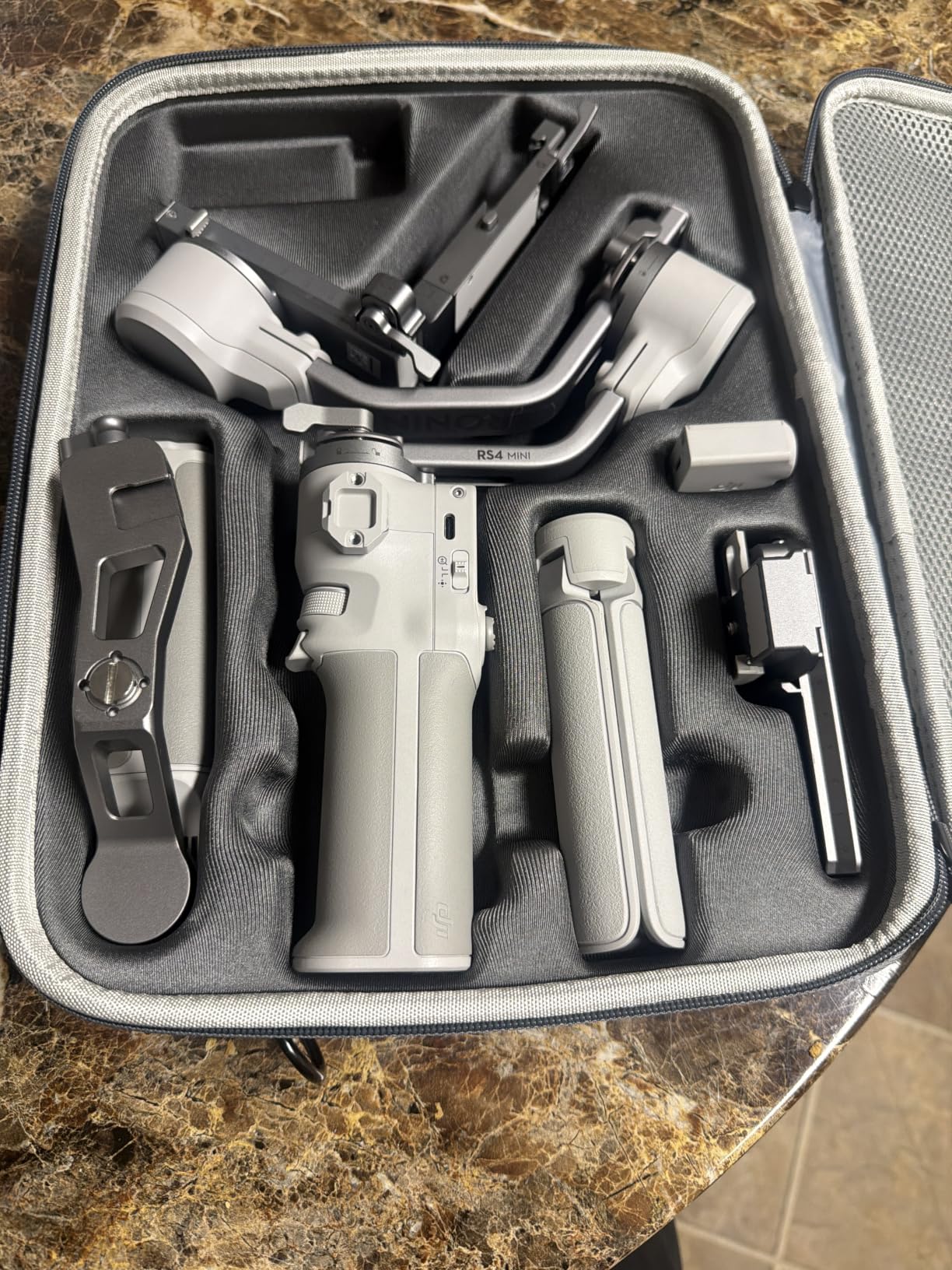 RS 4 Mini Carrying Case, Portable PU Leather Storage Case Travel Shoulder Bag for DJI Ronin RS4 Mini Gimbal Stabilizer and Accessories customer photo 2