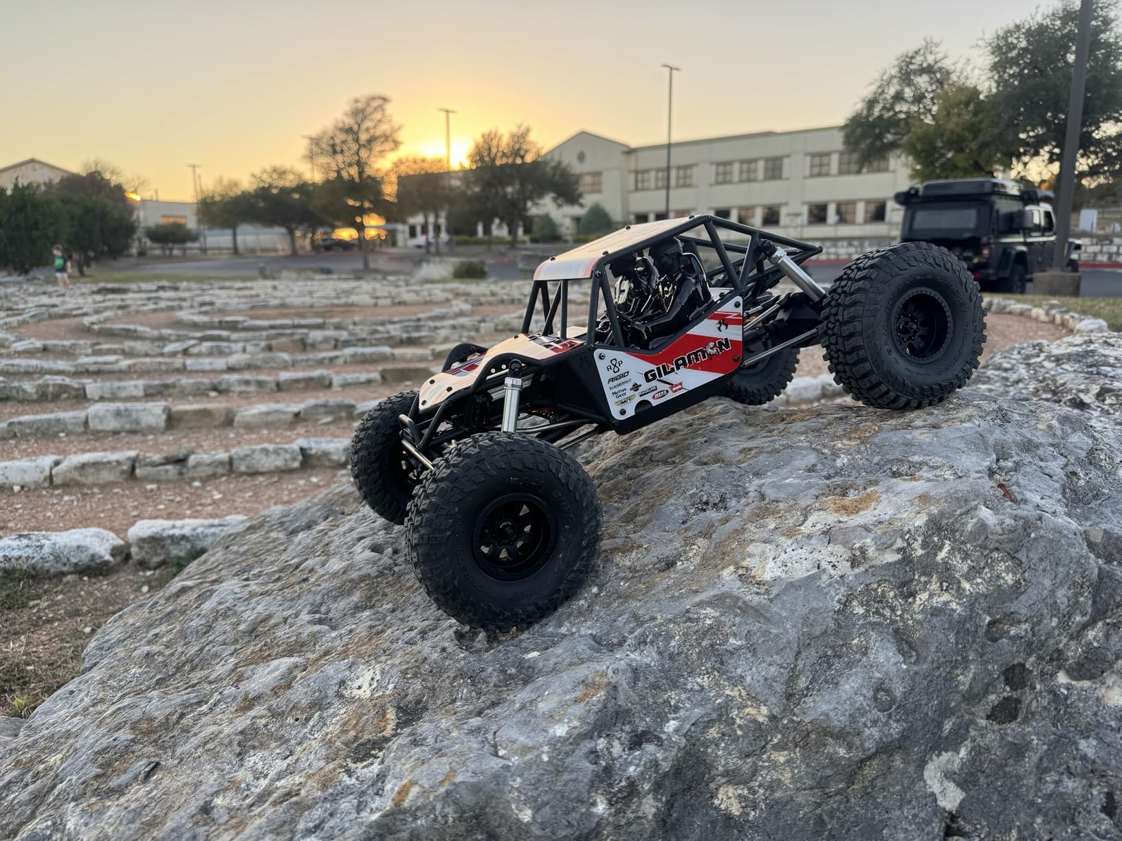 Axial AXP8 Gilamon 1/8 RC Crawler 2.2 4X4 RTR Trail Buggy, Red | Brushed, AXI-1207T2, Battery and Charger Not Included customer photo 1