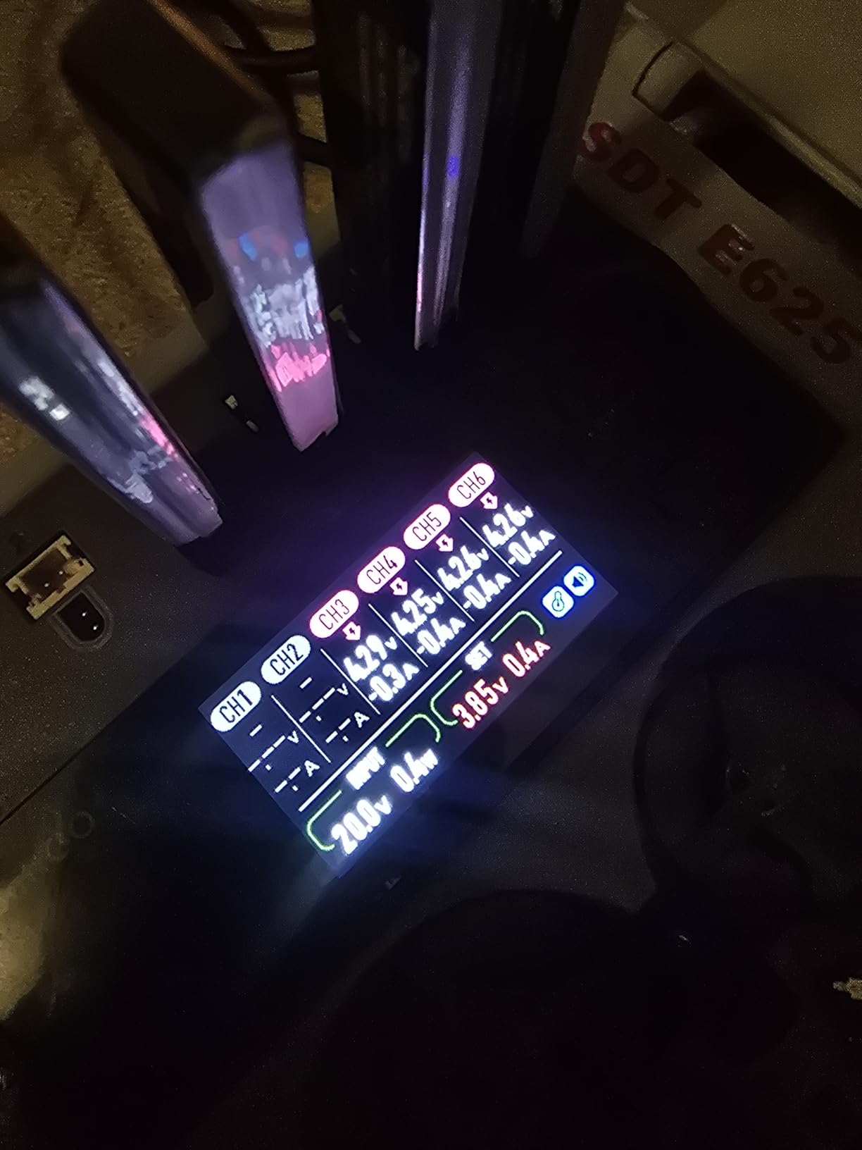 ISDT E625 6-Channel 1S LiHV/LiPo Battery IPS Screen Smart Charger/Discharger, Type-C/XT60 PD Powered with BT2.0/PH2.0 Ports, Features 4.35V 2.5A Fast Charging for Tiny Whoop FPV Drones RC Batteries customer photo 1