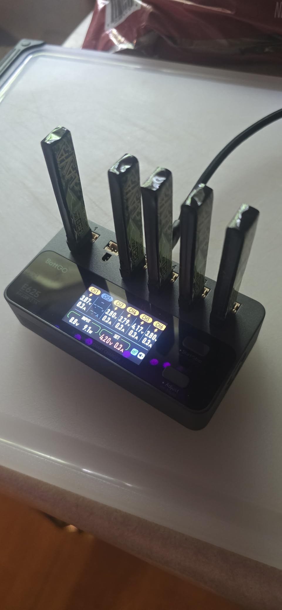 ISDT E625 6-Channel 1S LiHV/LiPo Battery IPS Screen Smart Charger/Discharger, Type-C/XT60 PD Powered with BT2.0/PH2.0 Ports, Features 4.35V 2.5A Fast Charging for Tiny Whoop FPV Drones RC Batteries customer photo 2