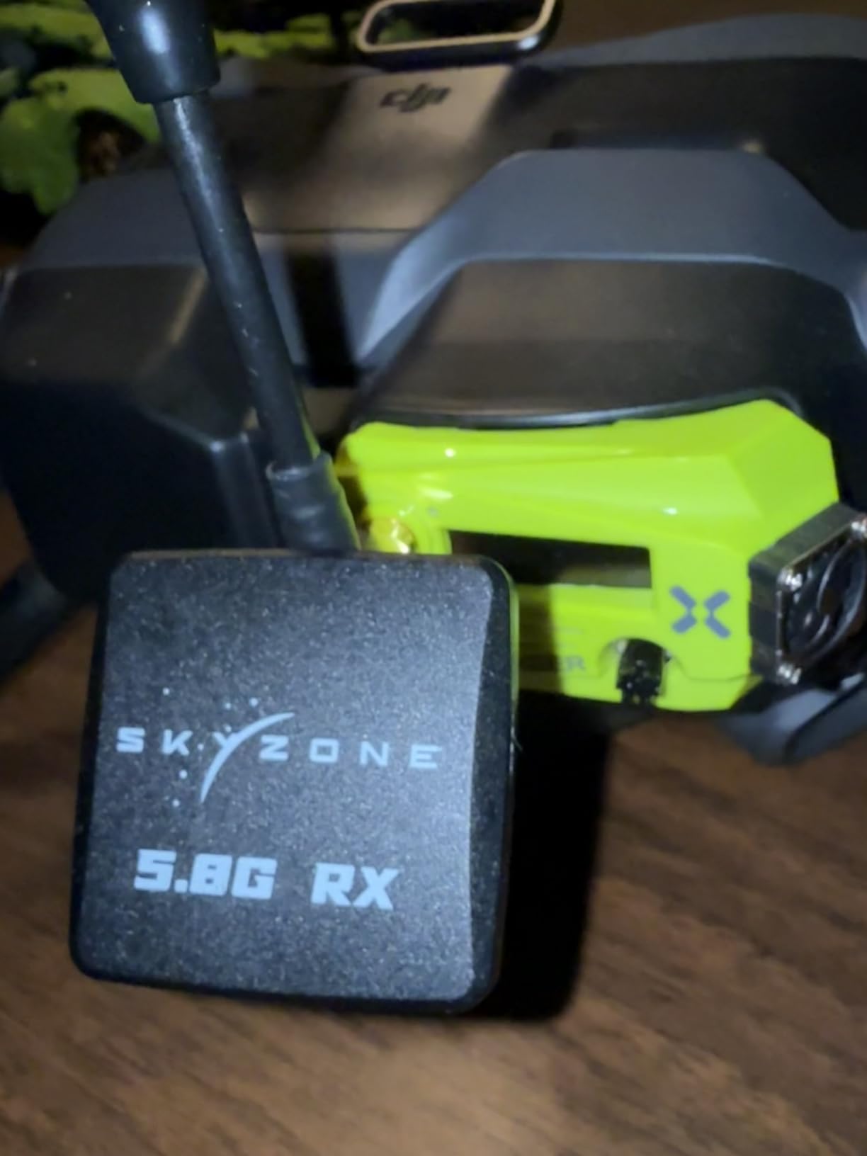 SKYZONE FPV Goggles Antenna 5.8G Flat Panel and Mushroom SMA FPV Antenna for FPV Goggles Receiver RC Drone Monitor customer photo 2