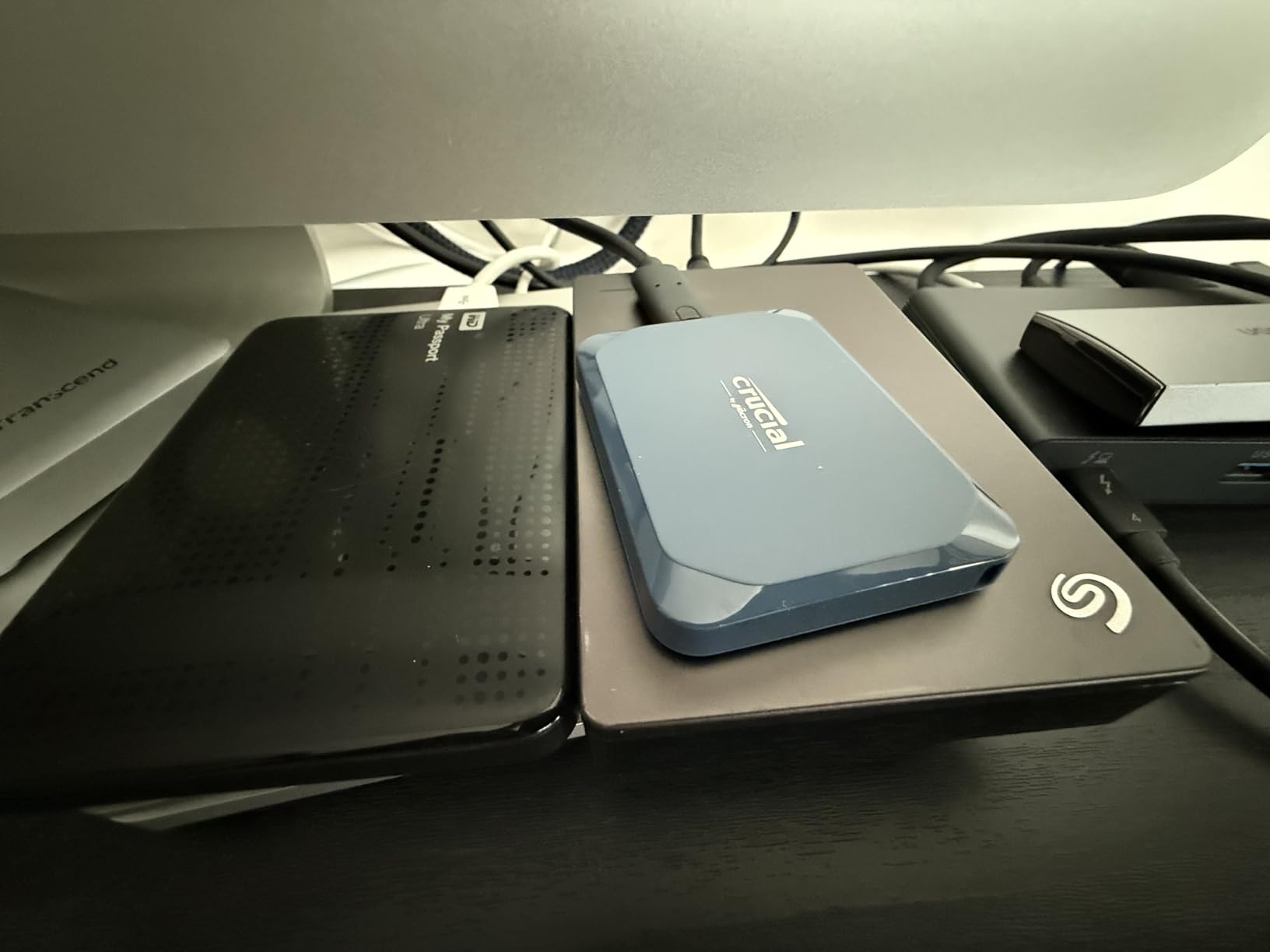 Crucial X10 2TB Portable SSD, Up to 2,100MB/s, USB 3.2 USB-C, External Solid State Drive customer photo 2