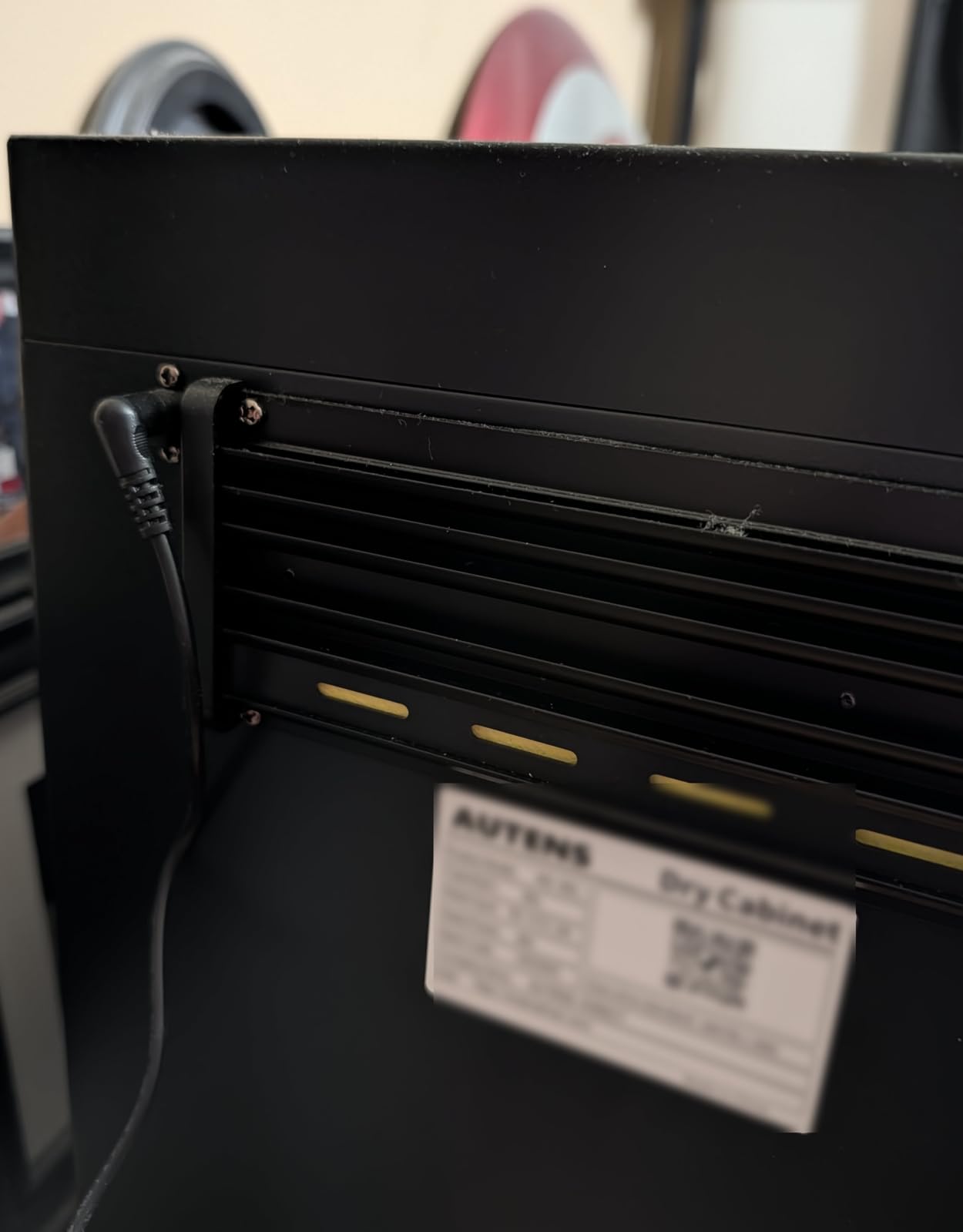 Dehumidifying Dry Cabinet Box with Combination Lock, Digital Control Noiseless and Energy Saving, for Camera Lens, Electronic Equipment, Collectibles Storage, Temperature Humidity LED Screen (30L) customer photo 1
