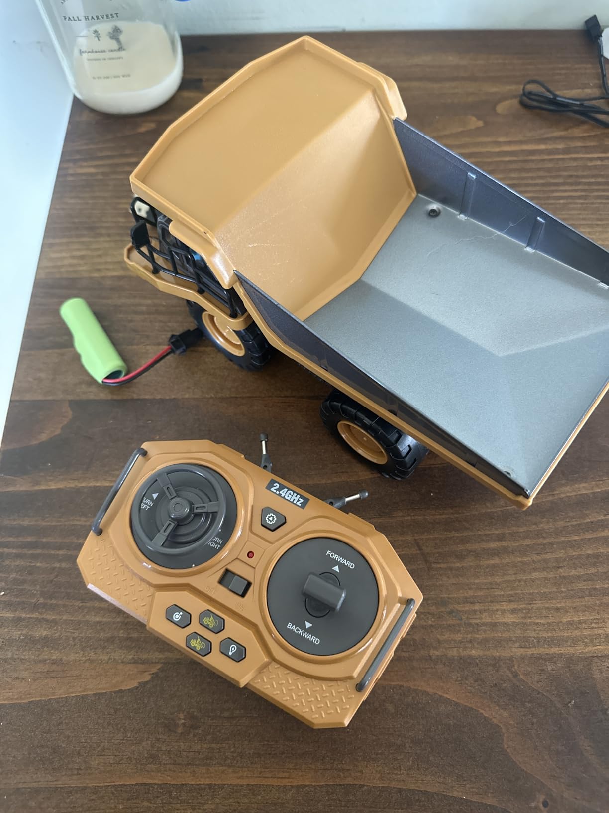 PREPOP Kids' RC Dump Truck Toy - Remote Control Construction Truck with Metal Bed, Lights & Sounds, for Boys Ages 6-10 Years and Up customer photo 1