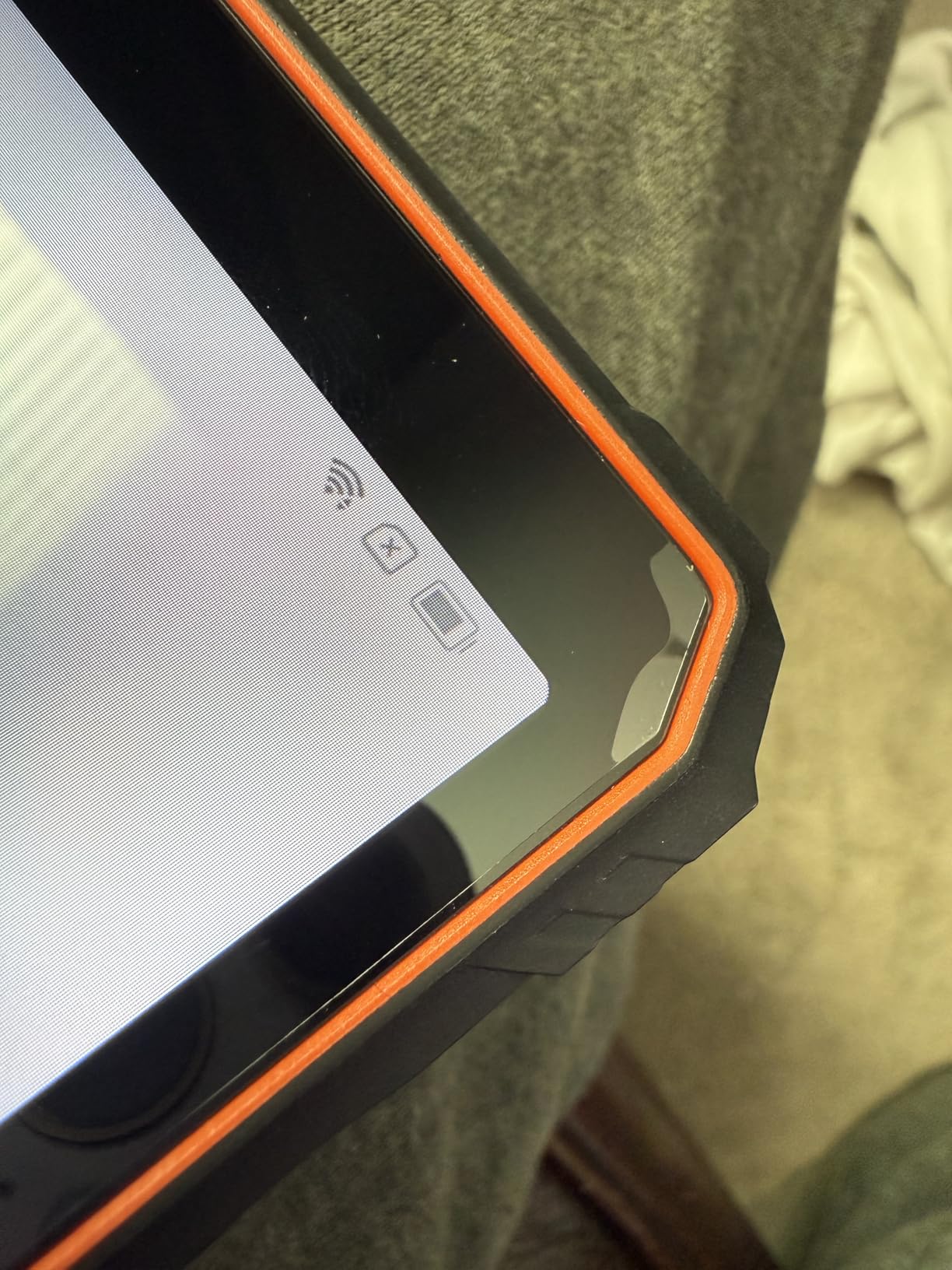 Blackview 9 inch Rugged Tablet, Android 15 Waterproof Gemini AI Tablet | IP68/IP69K, 18GB+128GB TF 2TB, 180Hz Shockproof, 16MP+13MP, 18W/OTG/5G WiFi/GPS/NFC/TUV/Face ID/Glove Mode customer photo 1