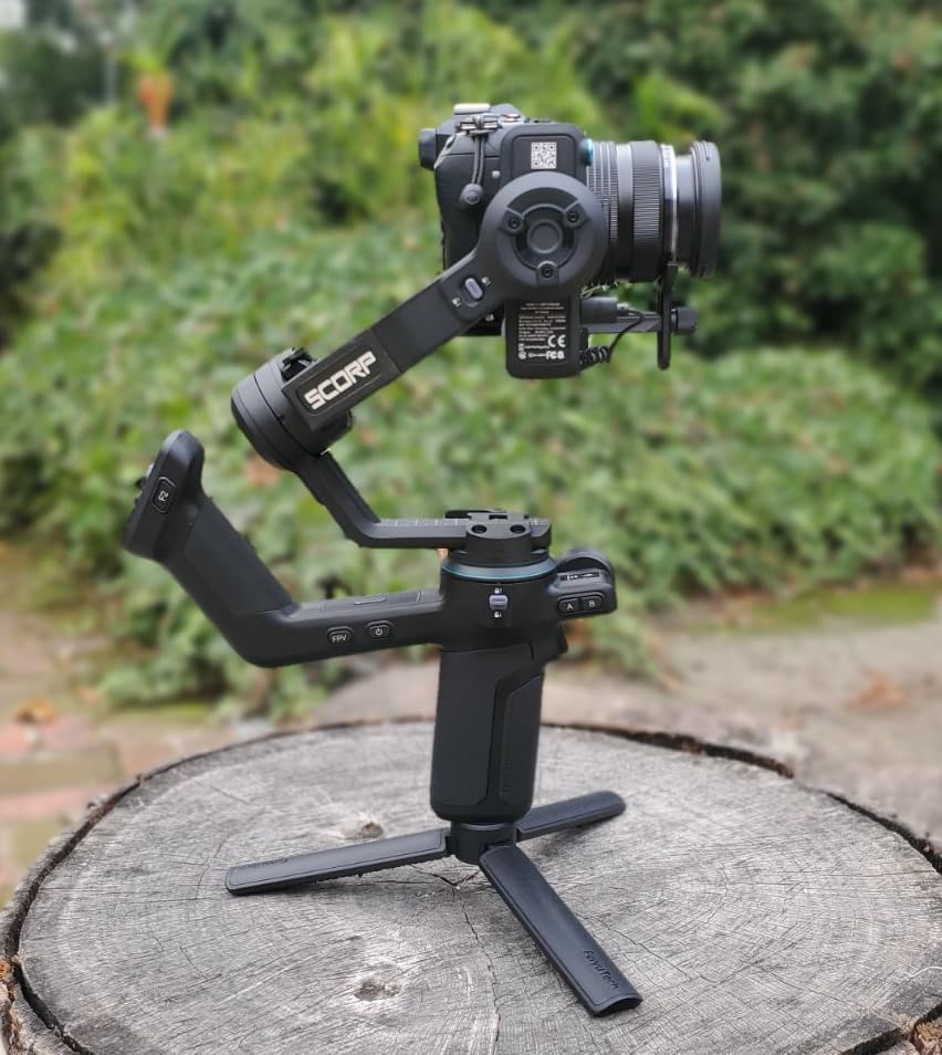 FeiyuTech SCORP-C2 AI Tracking Gimbal for Cameras,3-Axis Stabilizer for DSLR/Mirrorless Camera Sony/Canon/Panasonic/Nikon/Fujifilm,Native Vertical Shooting,Intelligent Tracking,Max 7.72lbs Payload customer photo 2