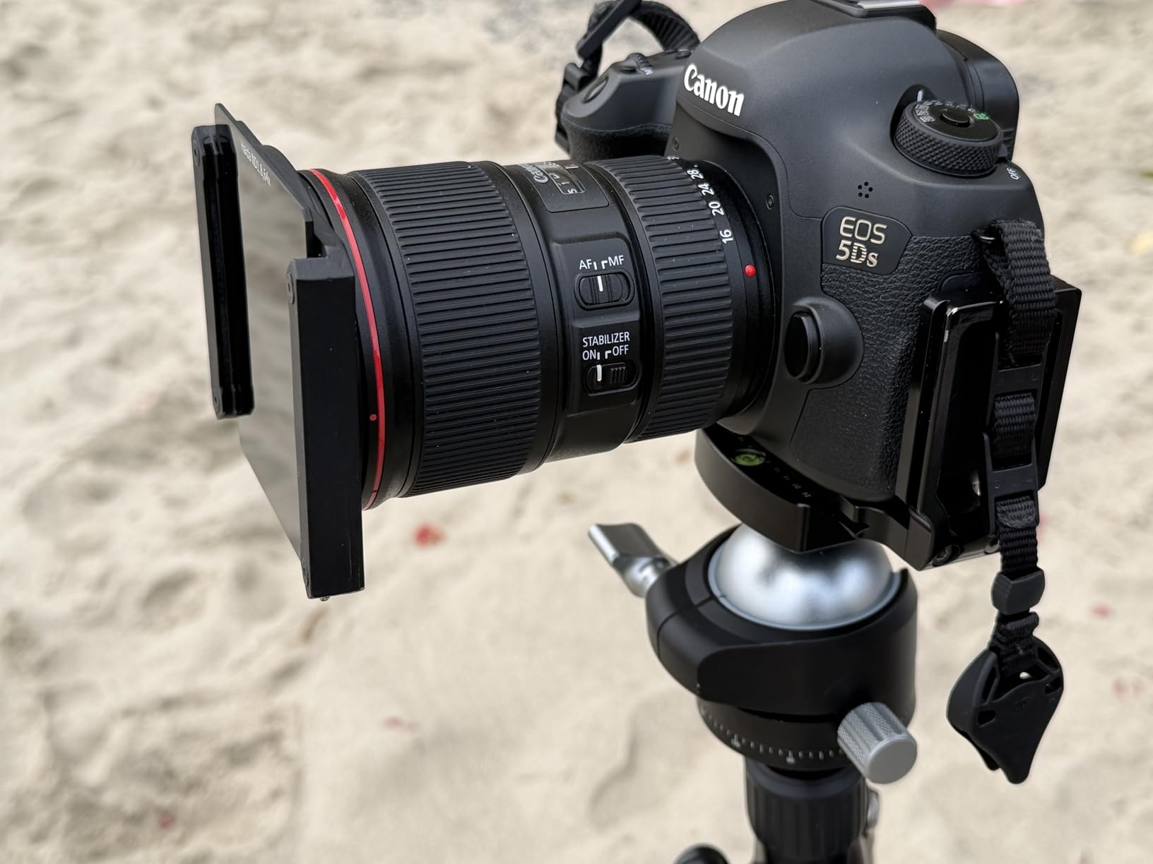 Low Profile Tripod Ball Head 56mm Ball CNC Aluminum Alloy Arca-Swiss Panorama Heavy Duty Tripod Head for DSLR Video Camera Monopods, Max Loading 88lbs/40kg customer photo 2